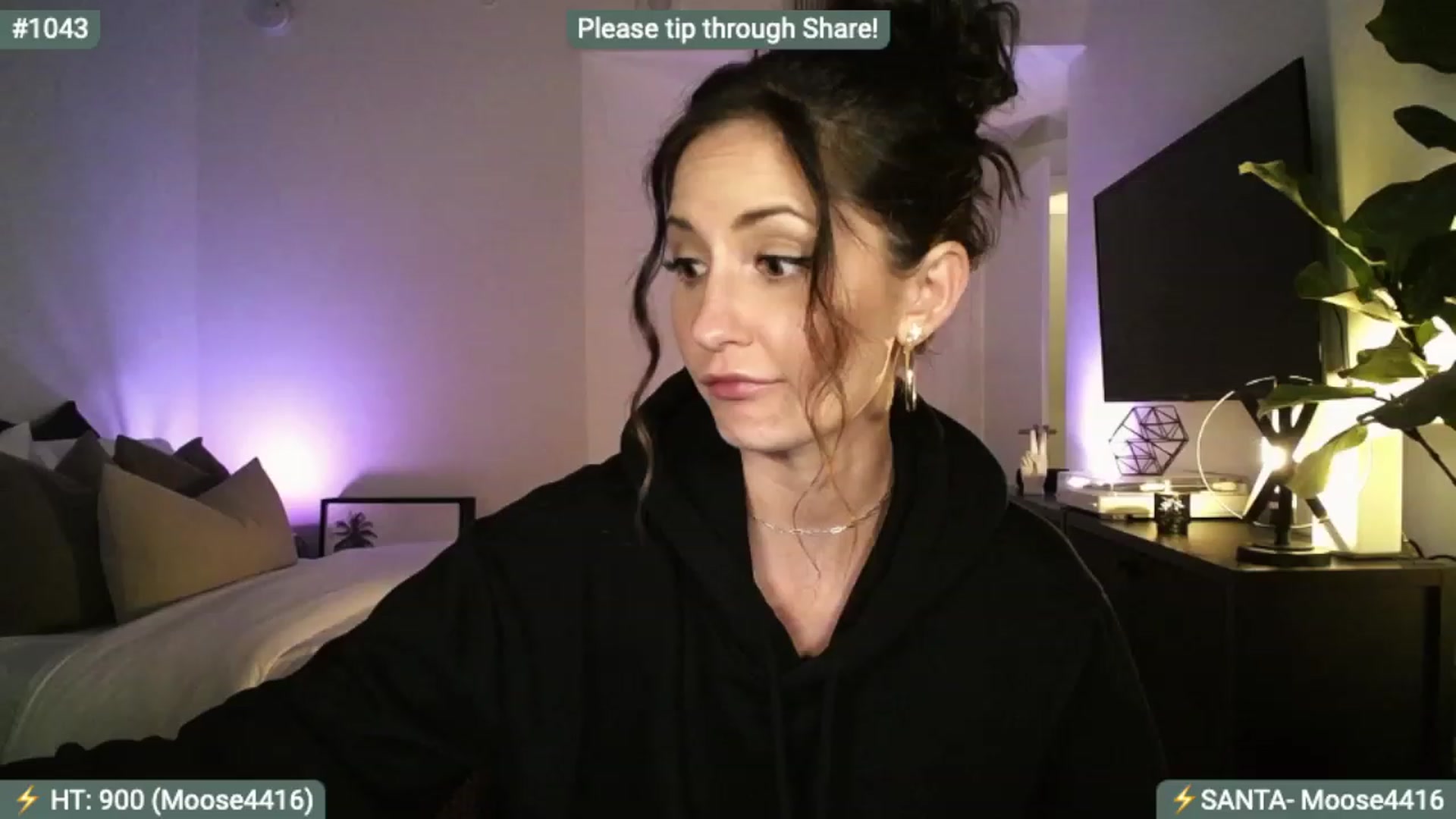 Gallery image thumbnail from AlanaWylde's myfreecams stream on, 12/20/2023, 03:52 image 18 of 20