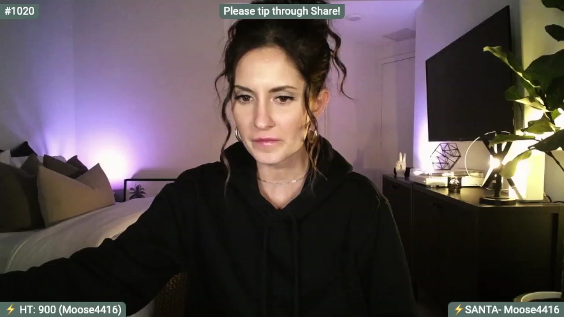 Gallery image thumbnail from AlanaWylde's myfreecams stream on, 12/20/2023, 04:48 image 15 of 20