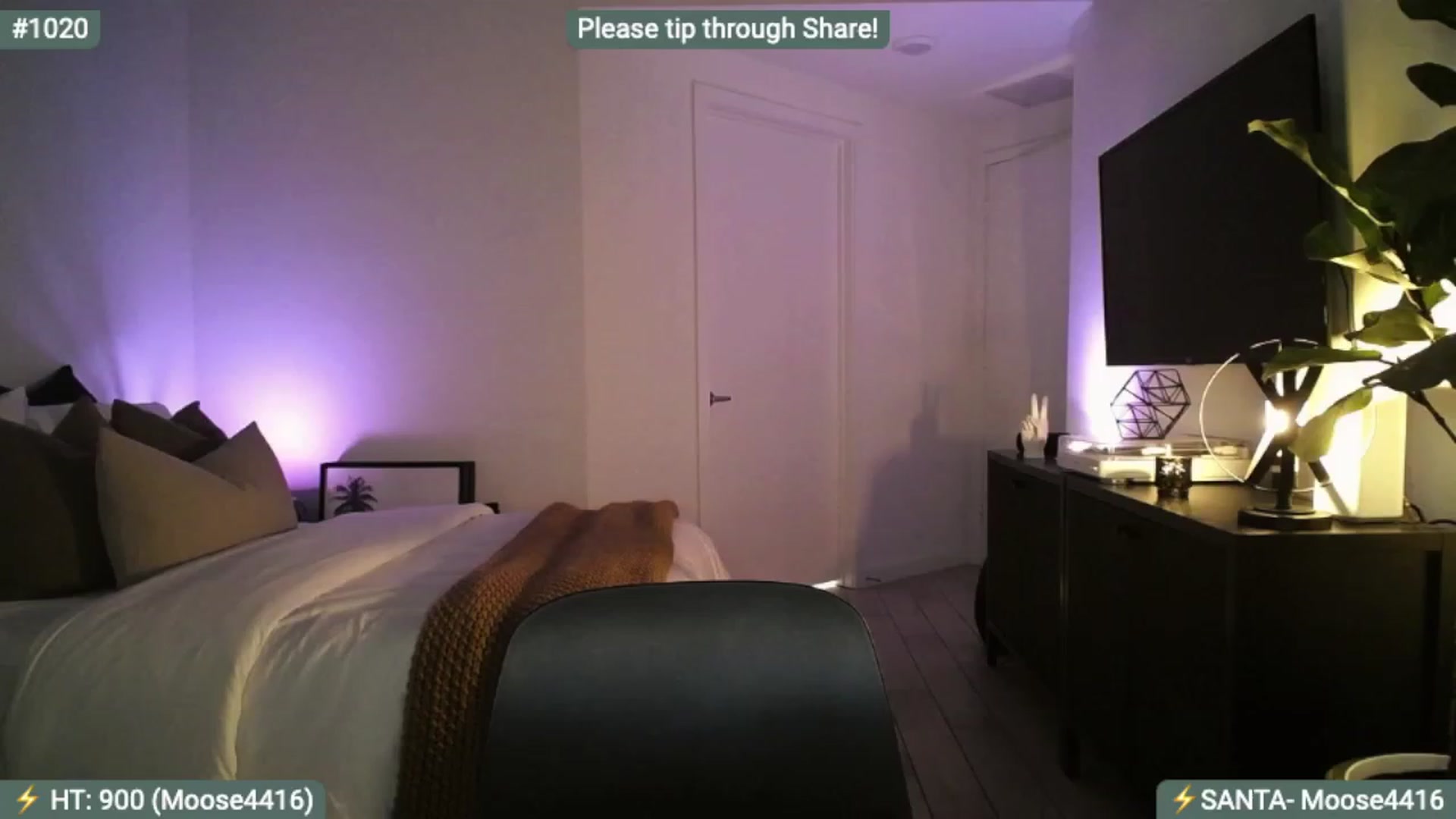 Gallery image thumbnail from AlanaWylde's myfreecams stream on, 12/20/2023, 04:48 image 12 of 20