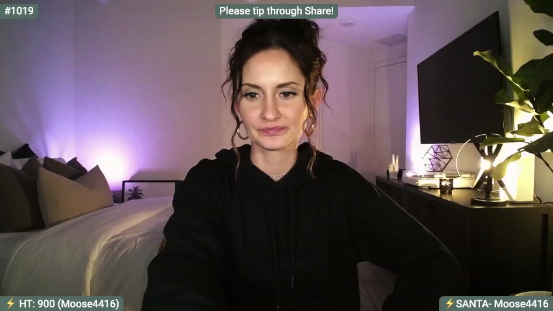 Gallery image thumbnail from AlanaWylde's myfreecams stream on, 12/20/2023, 04:48 image 20 of 20