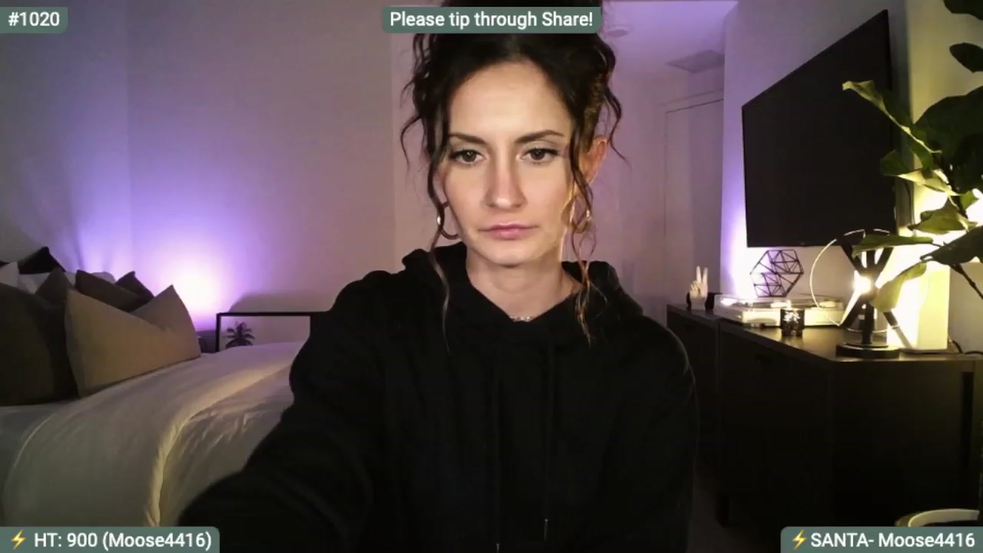 Gallery image thumbnail from AlanaWylde's myfreecams stream on, 12/20/2023, 04:48 image 17 of 20