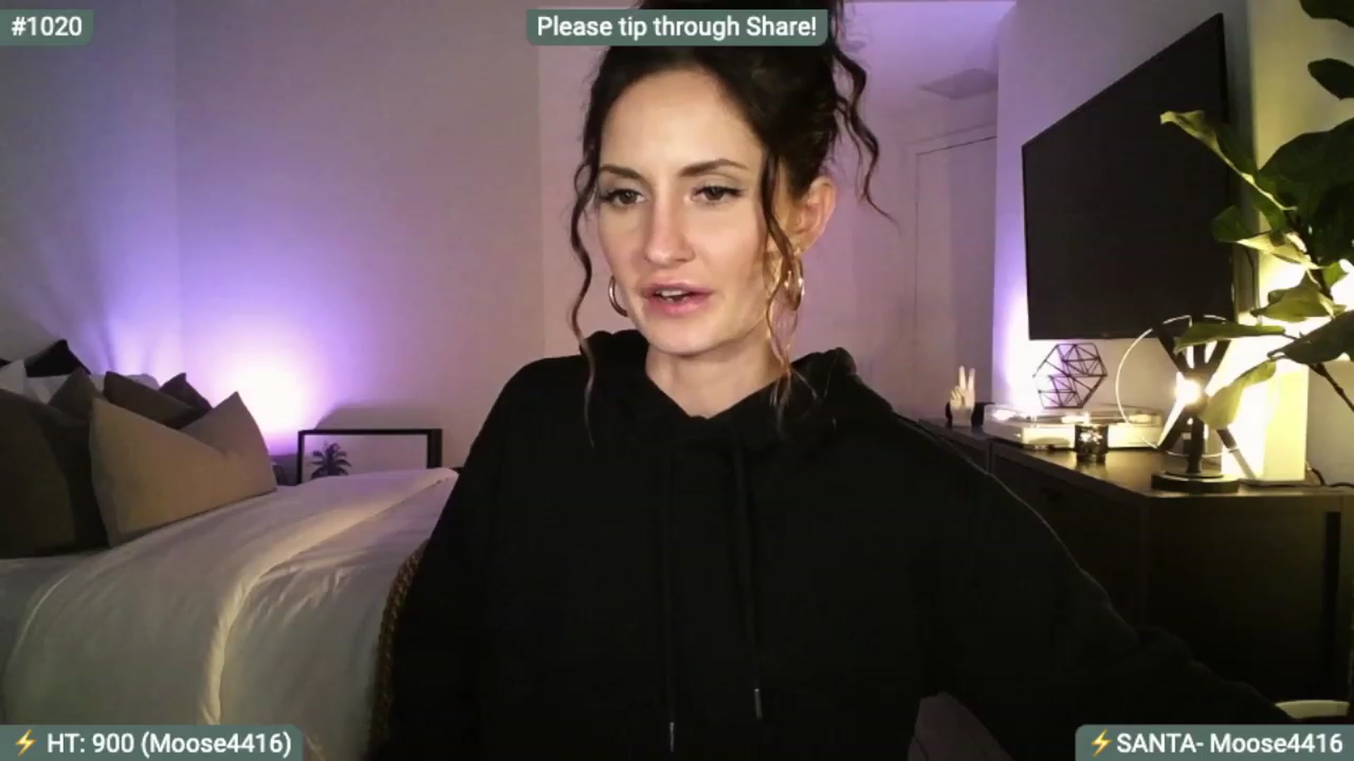 Gallery image thumbnail from AlanaWylde's myfreecams stream on, 12/20/2023, 04:48 image 16 of 20