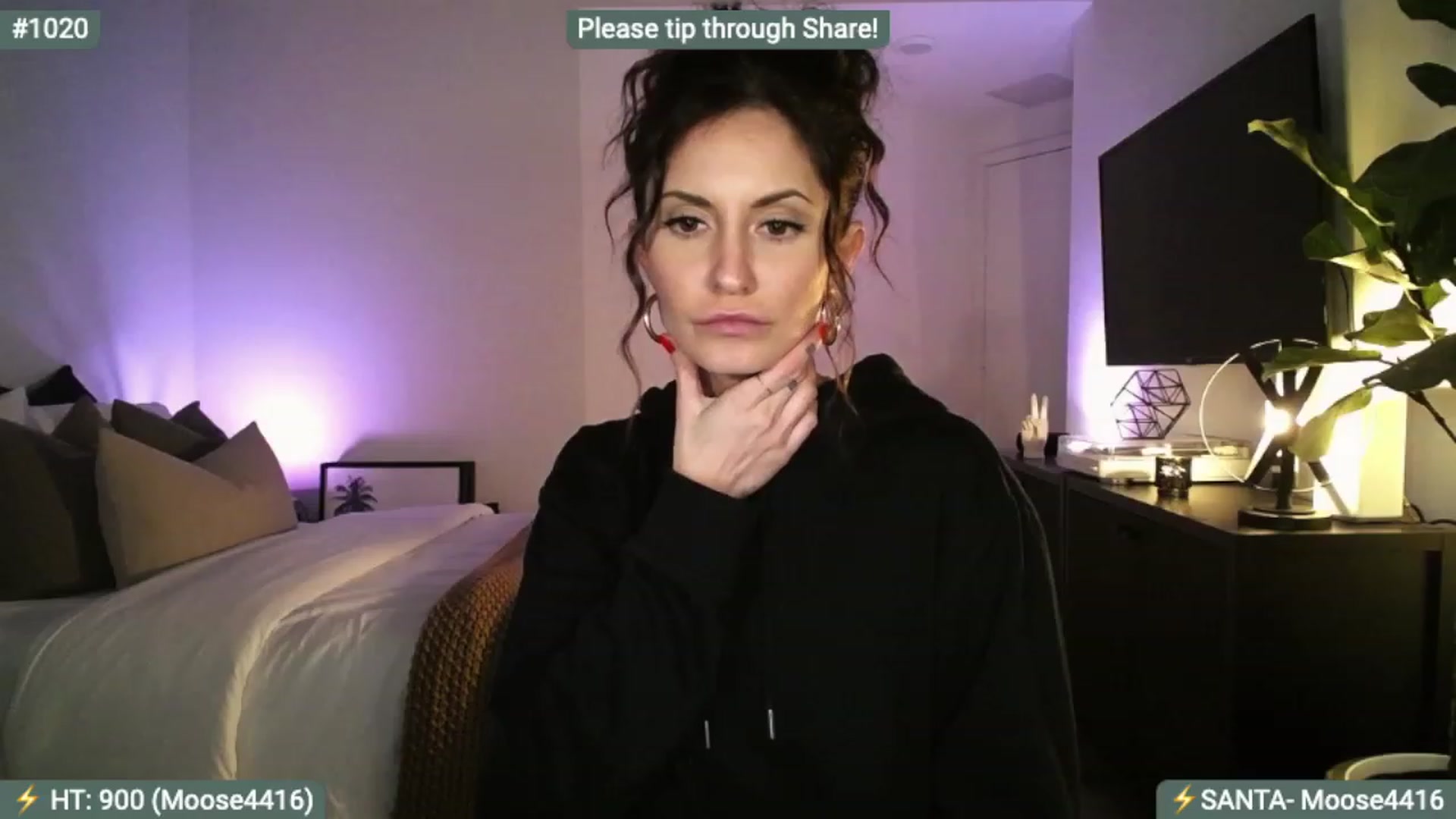 Gallery image thumbnail from AlanaWylde's myfreecams stream on, 12/20/2023, 04:48 image 13 of 20