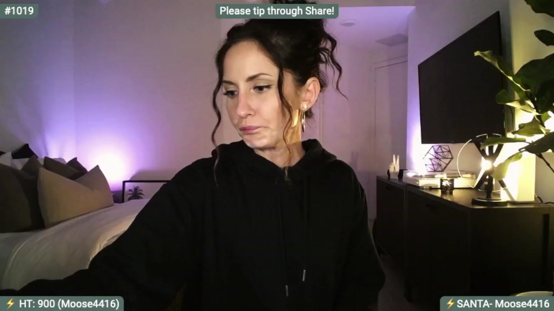 Gallery image thumbnail from AlanaWylde's myfreecams stream on, 12/20/2023, 04:48 image 19 of 20