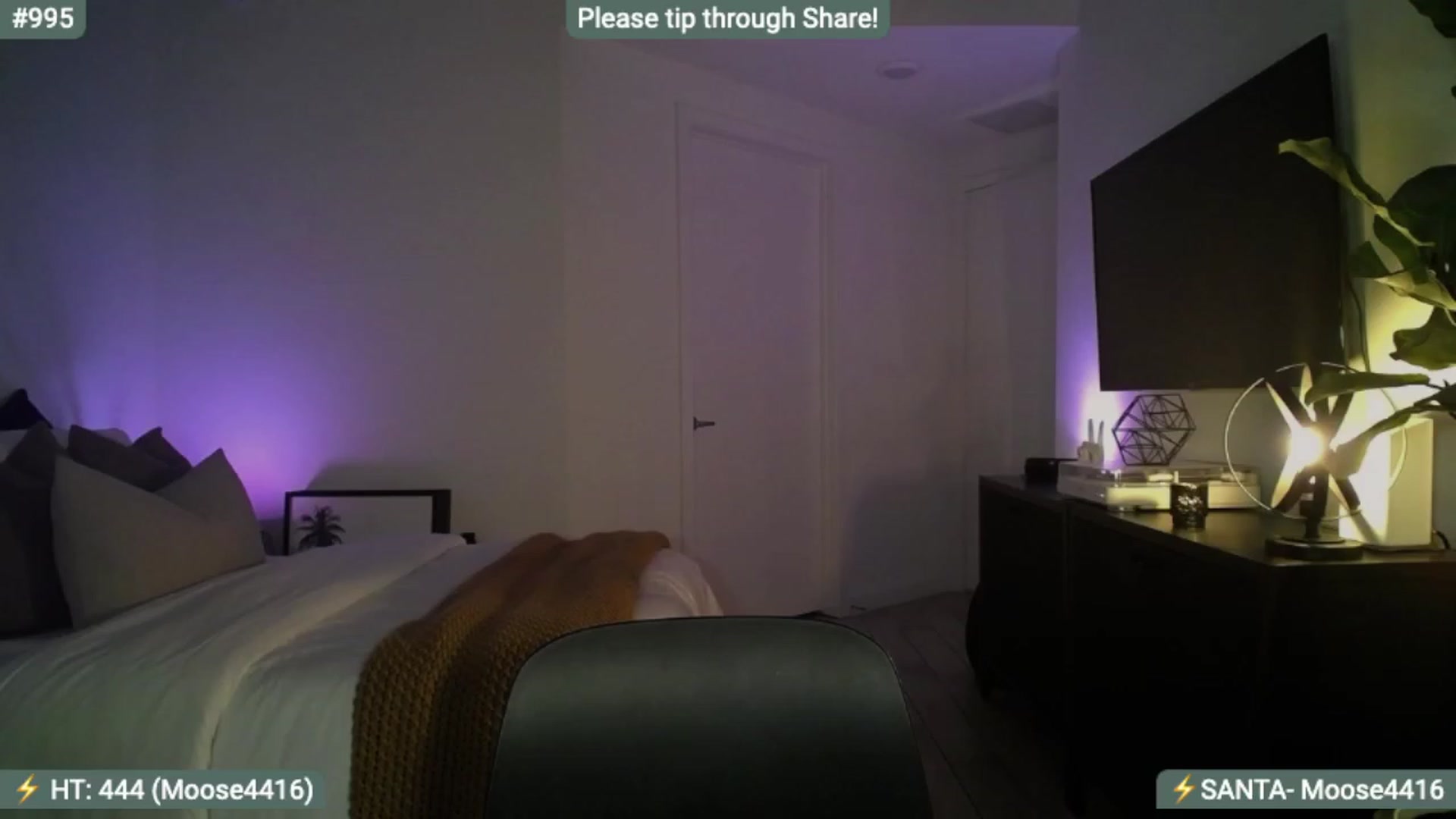 Gallery image thumbnail from AlanaWylde's myfreecams stream on, 12/21/2023, 02:15 image 17 of 20