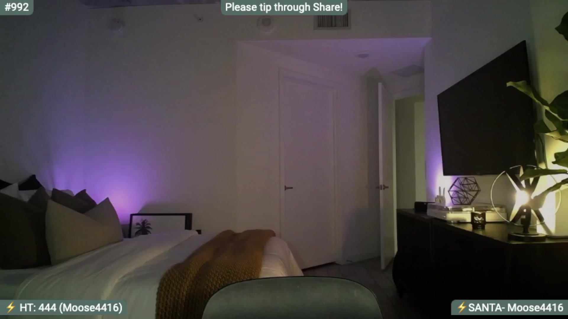 Gallery image thumbnail from AlanaWylde's myfreecams stream on, 12/21/2023, 03:38 image 8 of 20