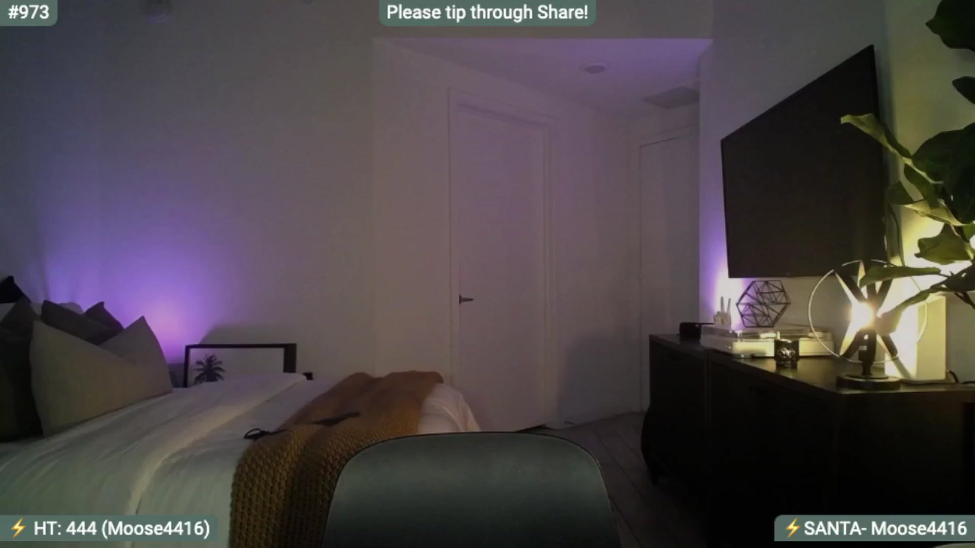 Gallery image thumbnail from AlanaWylde's myfreecams stream on, 12/21/2023, 03:38 image 15 of 20
