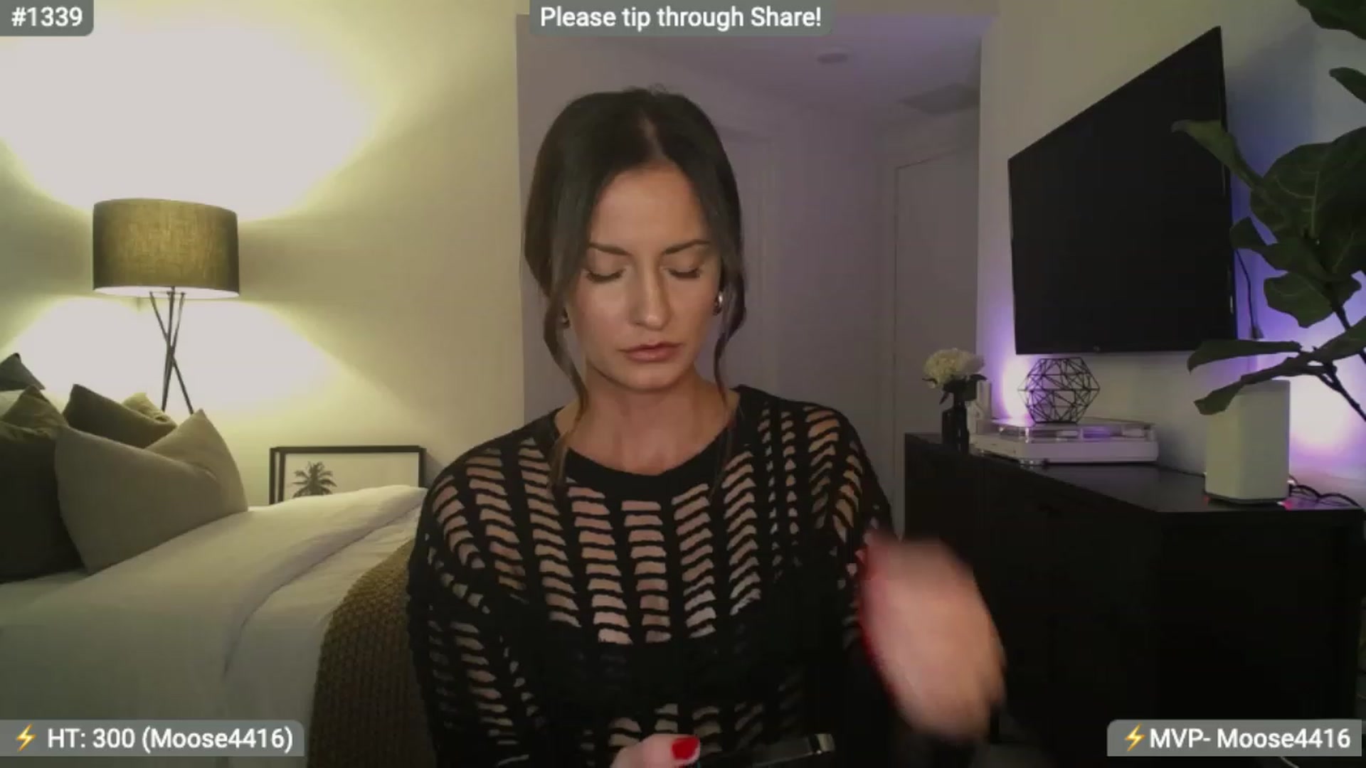 Gallery image thumbnail from AlanaWylde's myfreecams stream on, 12/28/2023, 03:41 image 8 of 20