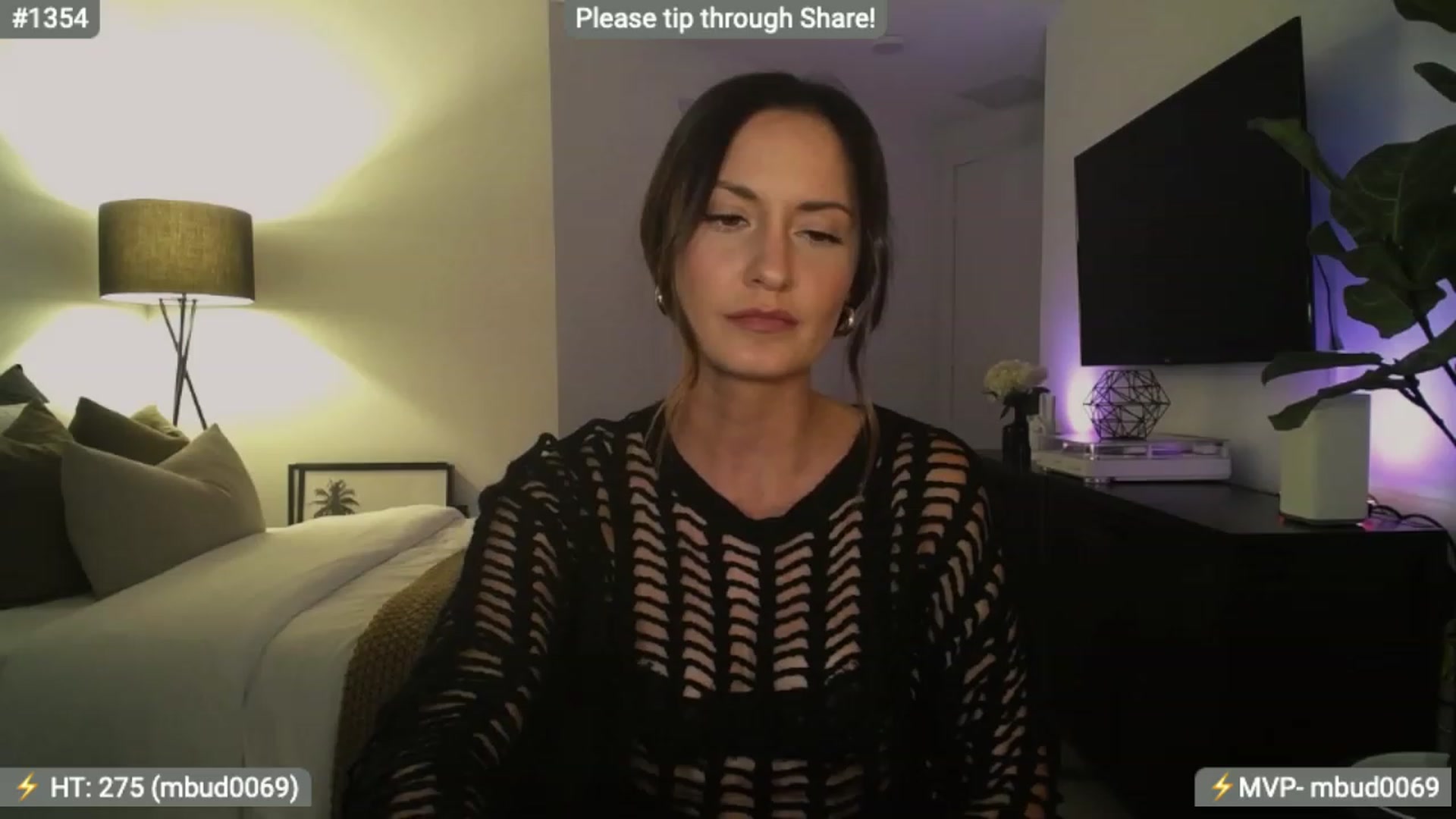 Gallery image thumbnail from AlanaWylde's myfreecams stream on, 12/28/2023, 03:41 image 3 of 20