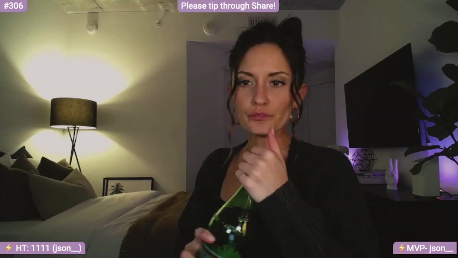 Gallery image thumbnail from AlanaWylde's myfreecams stream on, 01/03/2024, 05:40 image 20 of 20