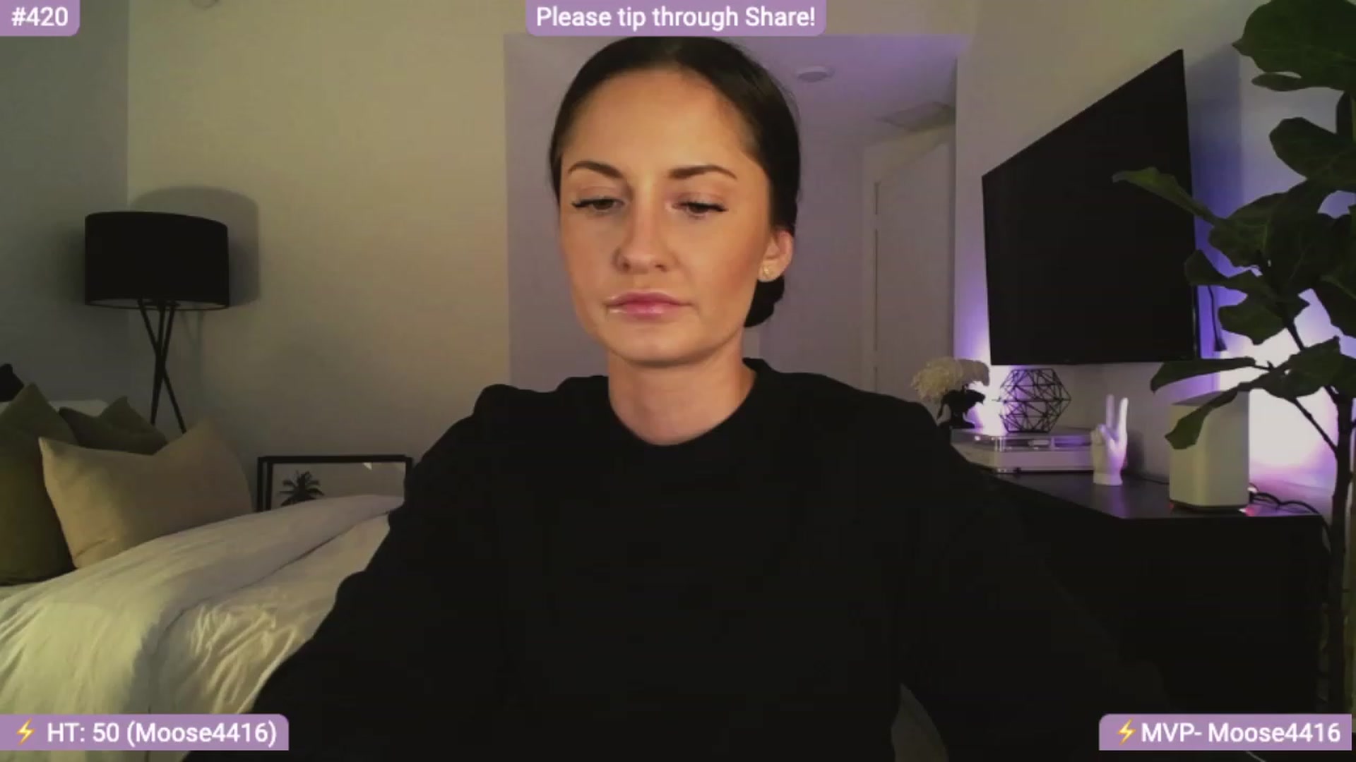 Gallery image thumbnail from AlanaWylde's myfreecams stream on, 01/04/2024, 05:04 image 3 of 20