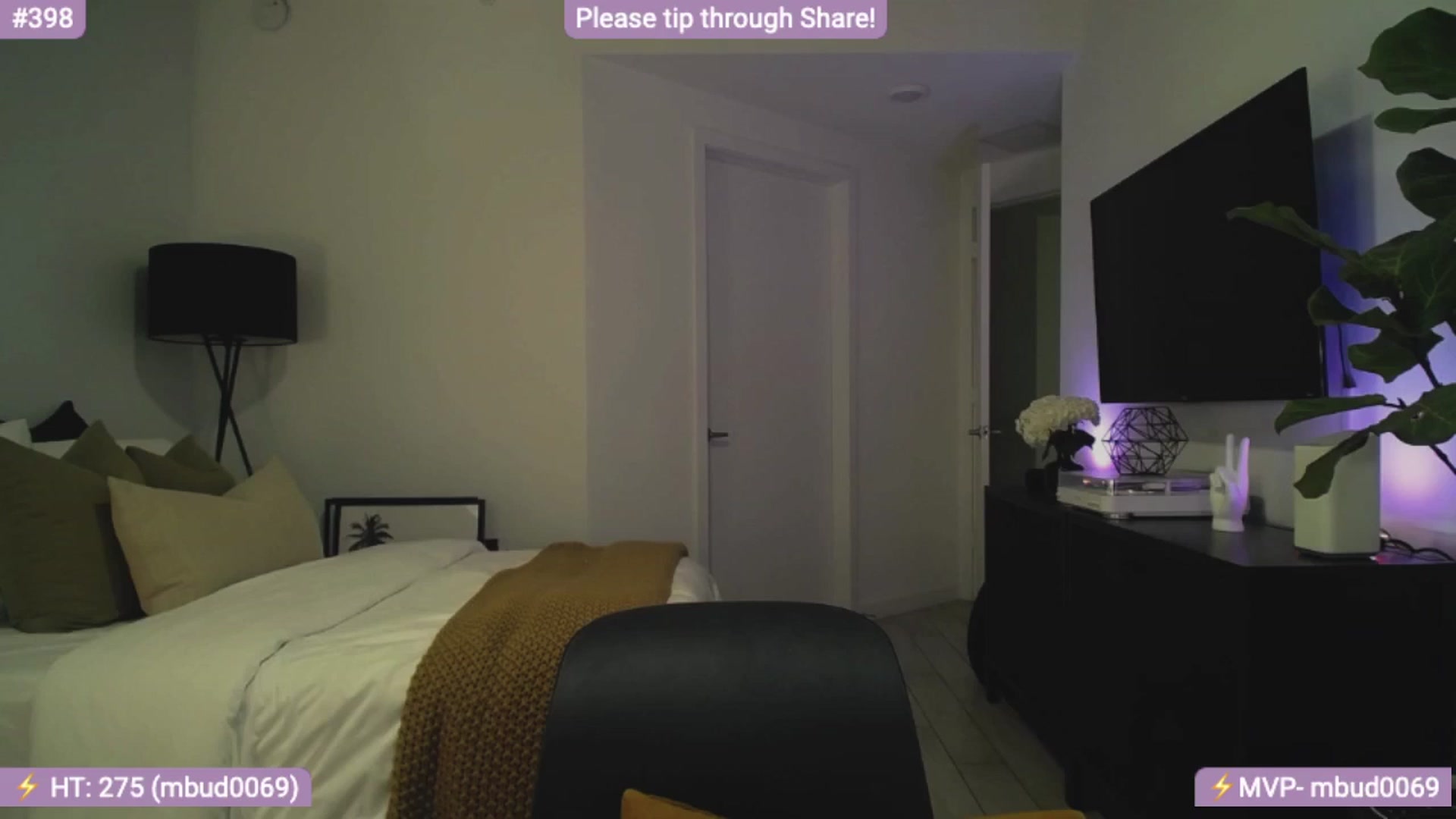 Gallery image thumbnail from AlanaWylde's myfreecams stream on, 01/05/2024, 01:09 image 5 of 20