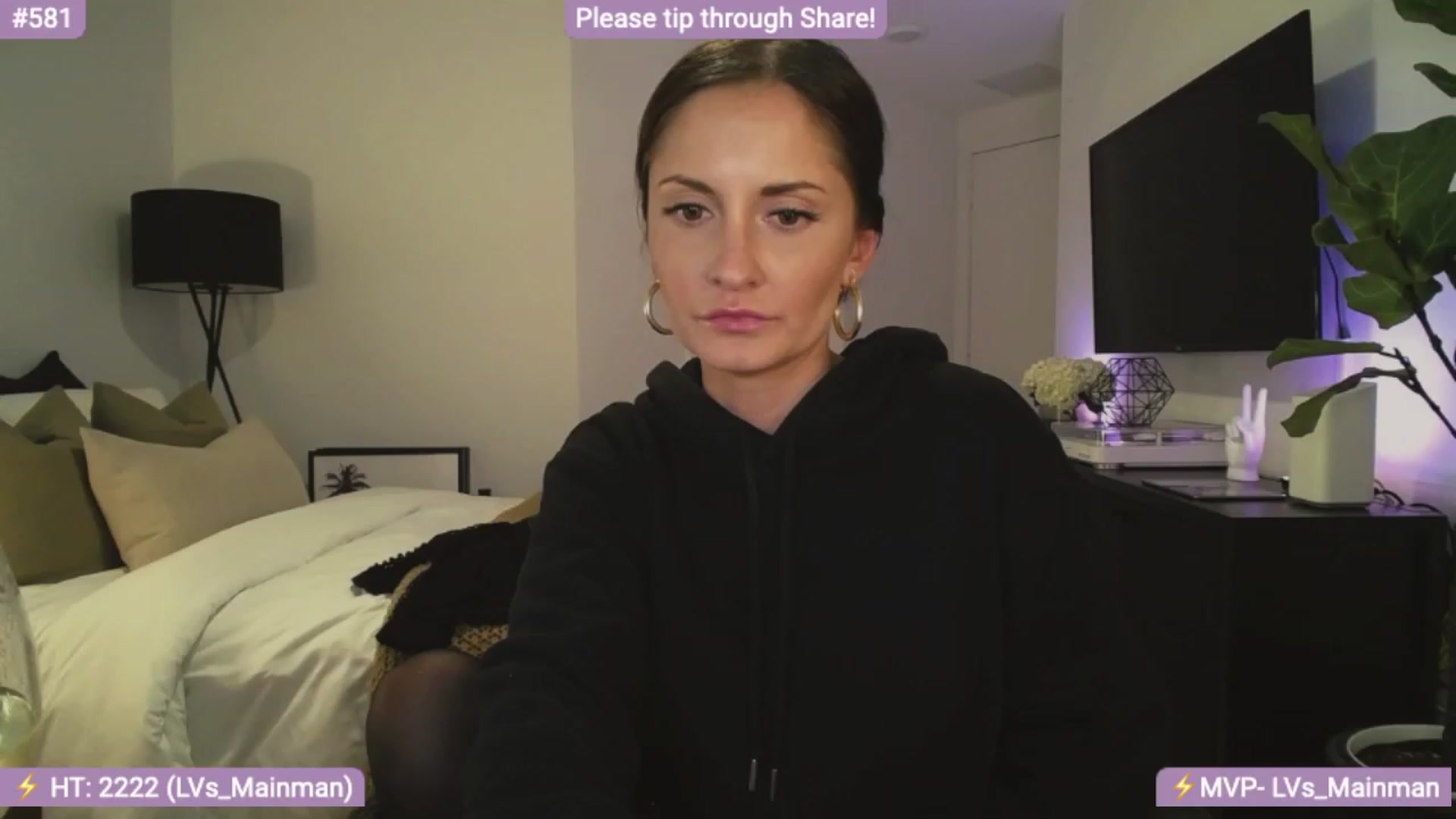 Gallery image thumbnail from AlanaWylde's myfreecams stream on, 01/10/2024, 06:00 image 3 of 20