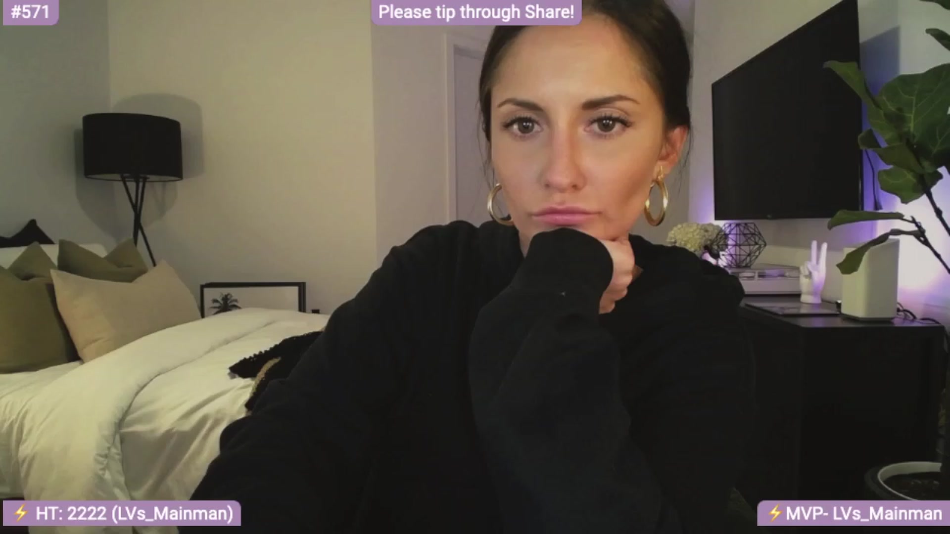 Gallery image thumbnail from AlanaWylde's myfreecams stream on, 01/10/2024, 06:00 image 20 of 20