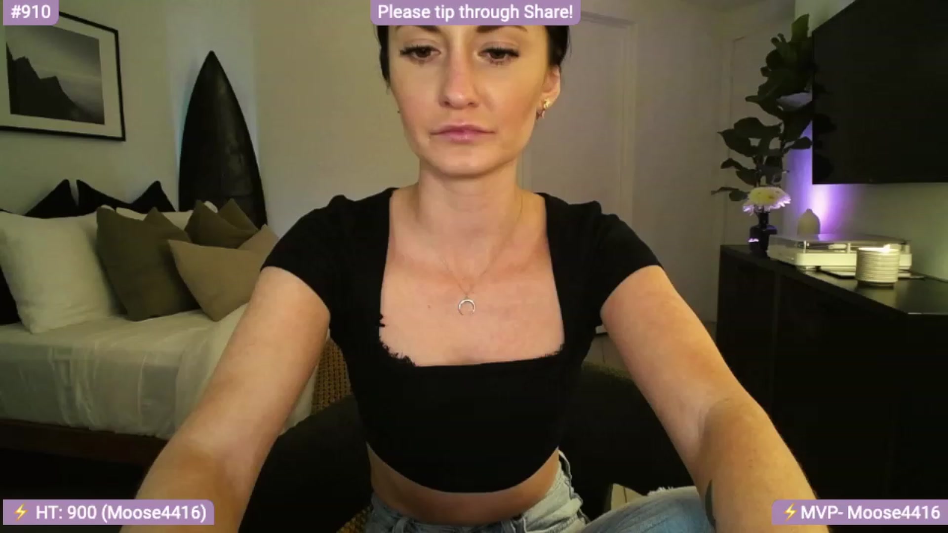 Gallery image thumbnail from AlanaWylde's myfreecams stream on, 01/18/2024, 05:01 image 18 of 20