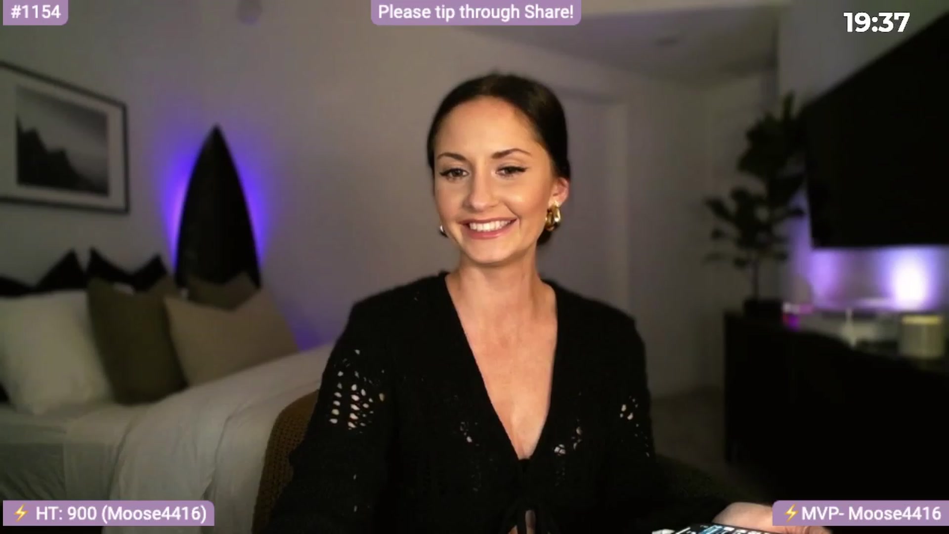Gallery image thumbnail from AlanaWylde's myfreecams stream on, 01/23/2024, 03:50 image 7 of 20
