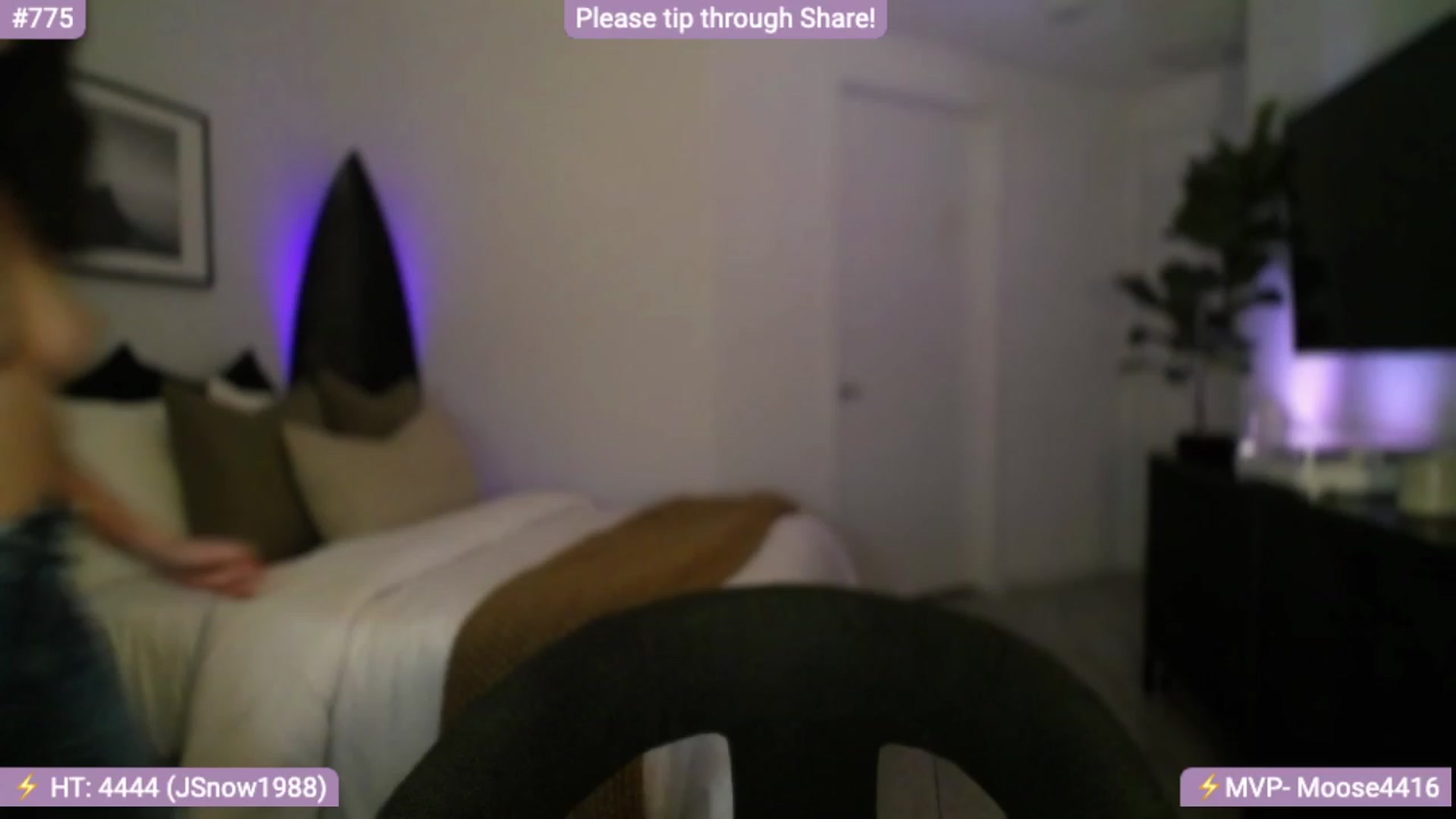Gallery image thumbnail from AlanaWylde's myfreecams stream on, 01/30/2024, 06:29 image 6 of 20