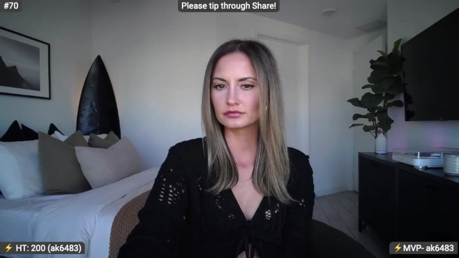 Gallery image thumbnail from AlanaWylde's myfreecams stream on, 02/06/2024, 22:23 image 15 of 20