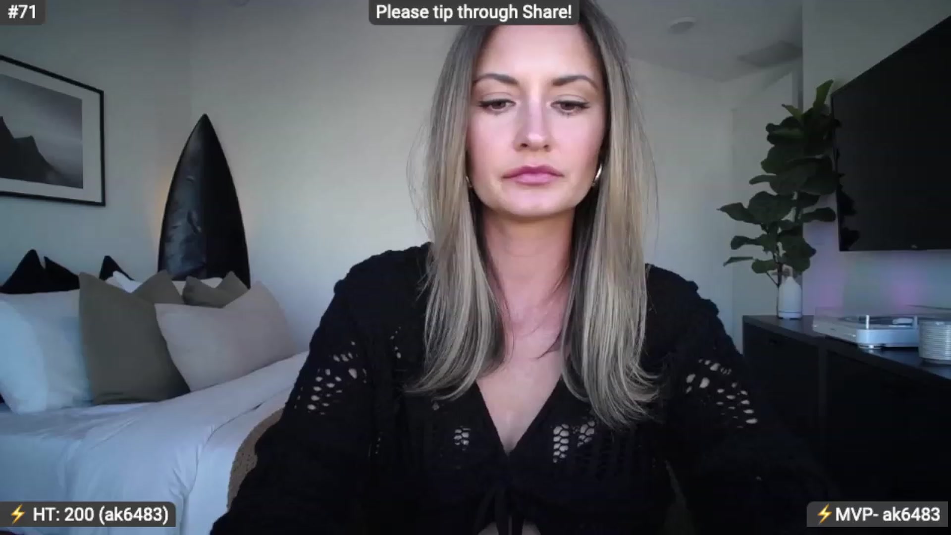 Gallery image thumbnail from AlanaWylde's myfreecams stream on, 02/06/2024, 22:23 image 20 of 20