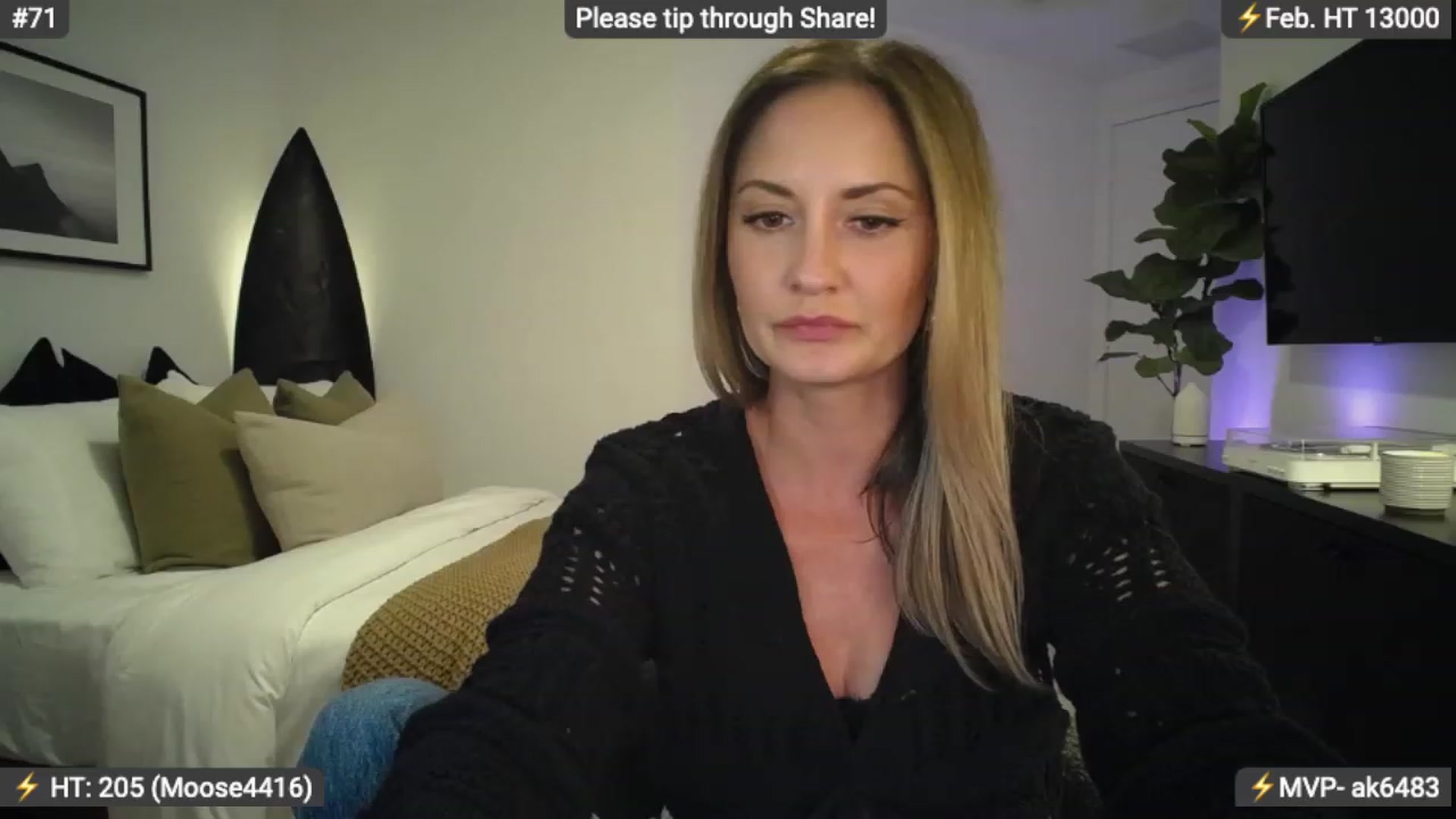 Gallery image thumbnail from AlanaWylde's myfreecams stream on, 02/07/2024, 02:53 image 18 of 20