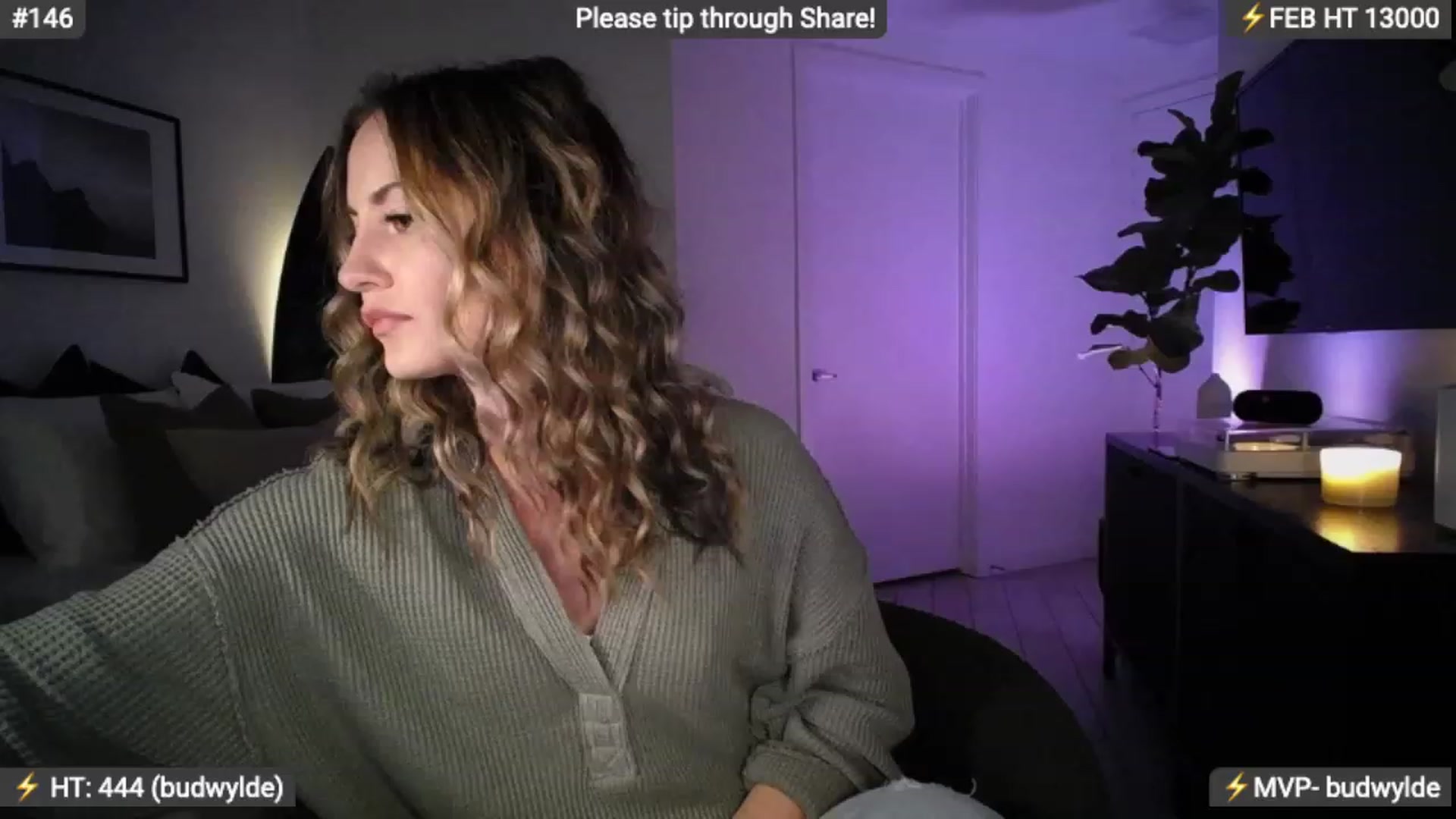 Gallery image thumbnail from AlanaWylde's myfreecams stream on, 02/10/2024, 03:52 image 11 of 20