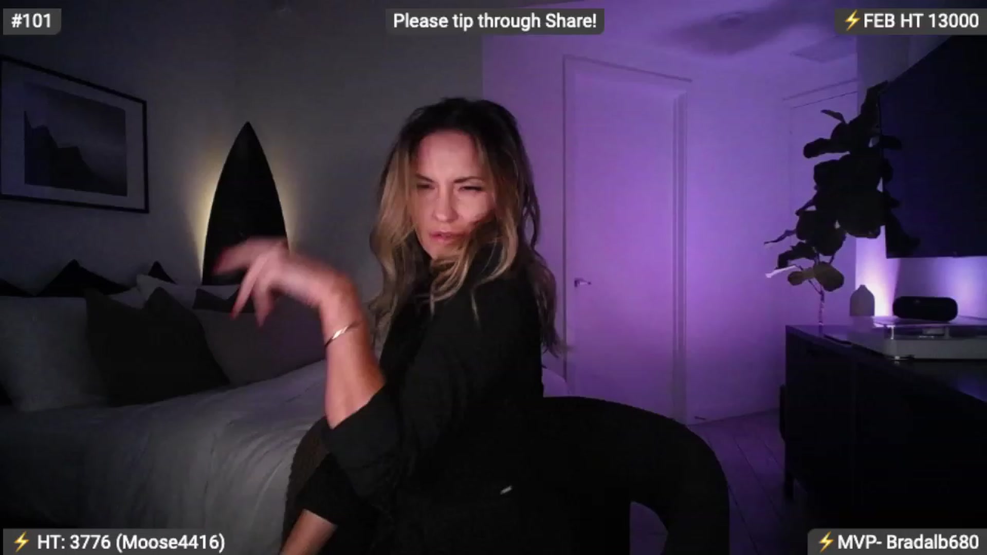 Gallery image thumbnail from AlanaWylde's myfreecams stream on, 02/17/2024, 07:39 image 3 of 20