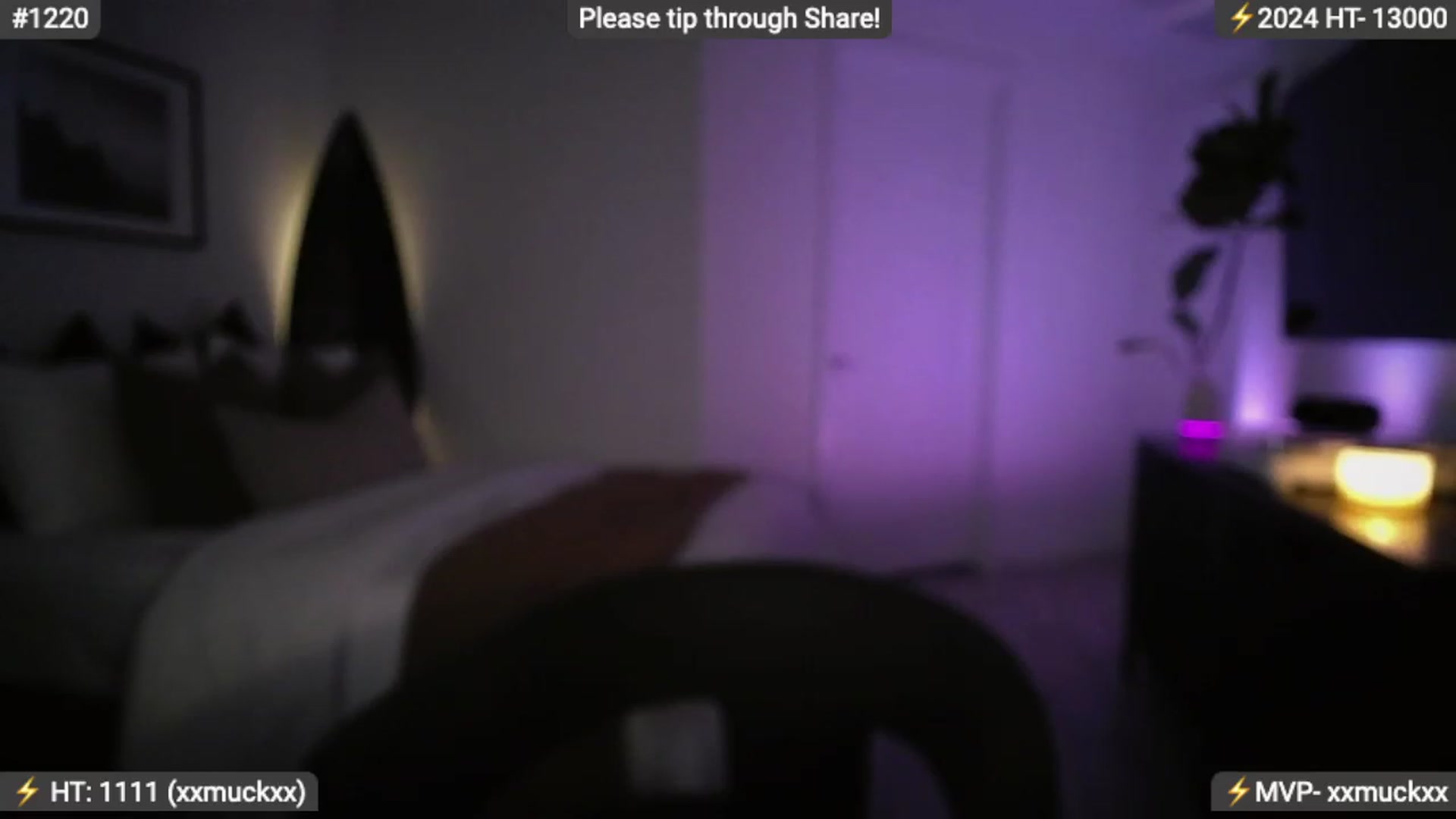 Gallery image thumbnail from AlanaWylde's myfreecams stream on, 03/13/2024, 02:49 image 17 of 20