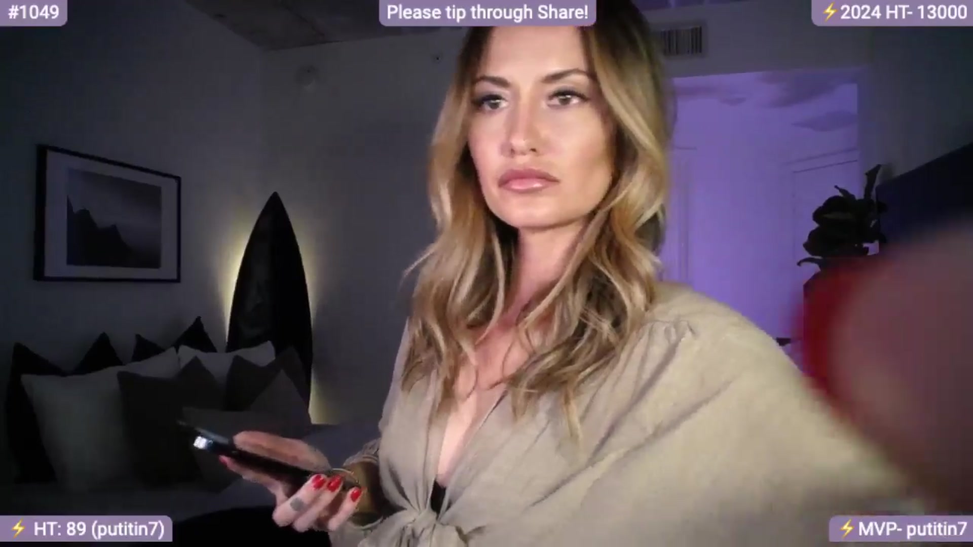Gallery image thumbnail from AlanaWylde's myfreecams stream on, 03/29/2024, 01:37 image 18 of 20