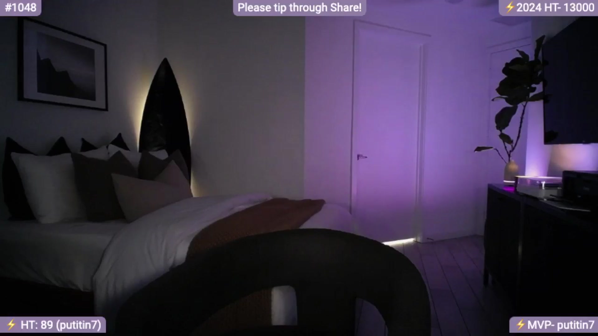 Gallery image thumbnail from AlanaWylde's myfreecams stream on, 03/29/2024, 01:37 image 12 of 20