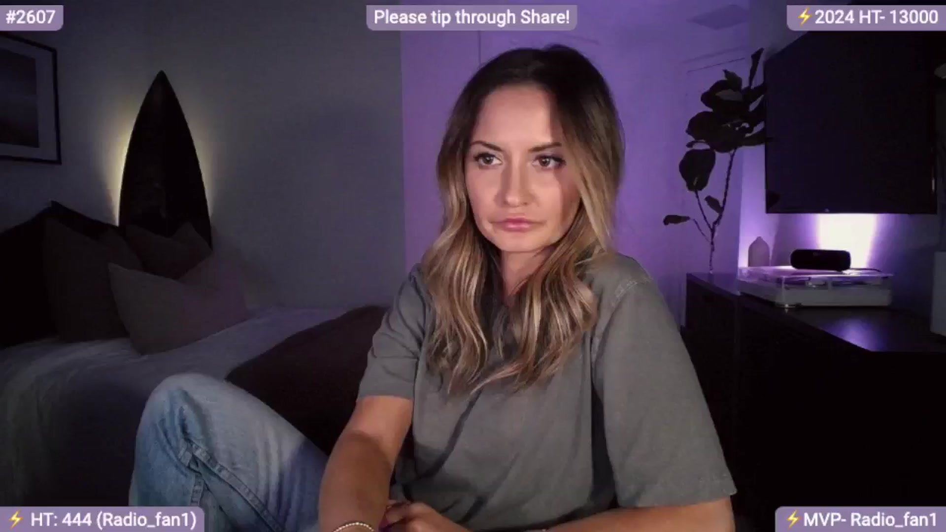Gallery image thumbnail from AlanaWylde's myfreecams stream on, 04/25/2024, 07:06 image 8 of 20