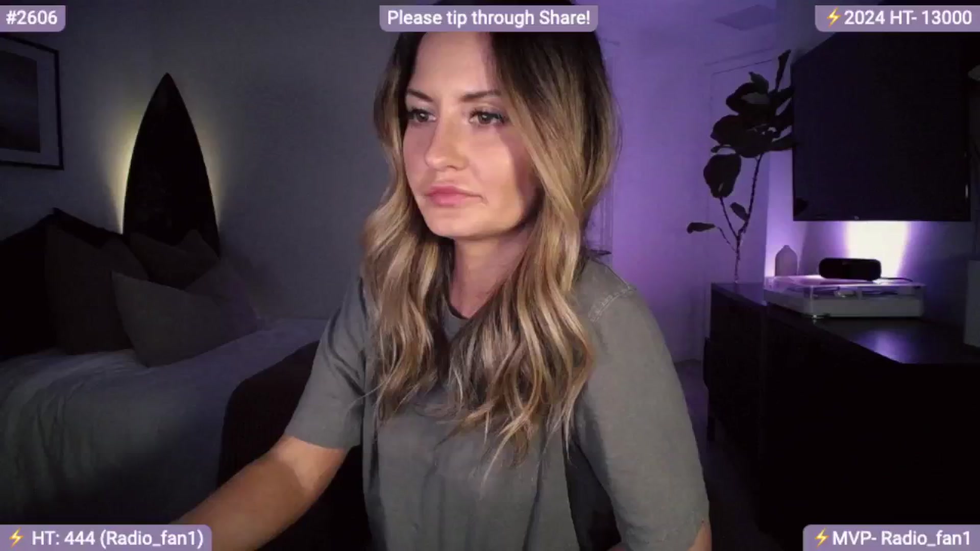Gallery image thumbnail from AlanaWylde's myfreecams stream on, 04/25/2024, 07:06 image 19 of 20