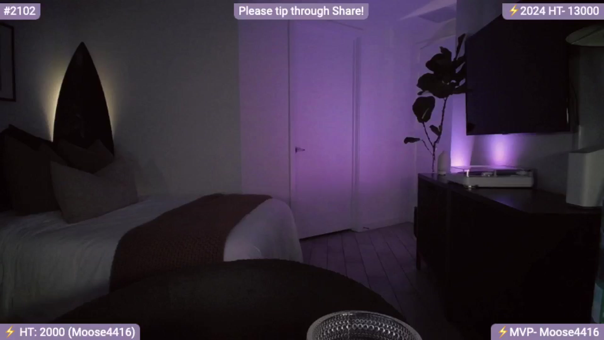 Gallery image thumbnail from AlanaWylde's myfreecams stream on, 04/30/2024, 04:02 image 1 of 20