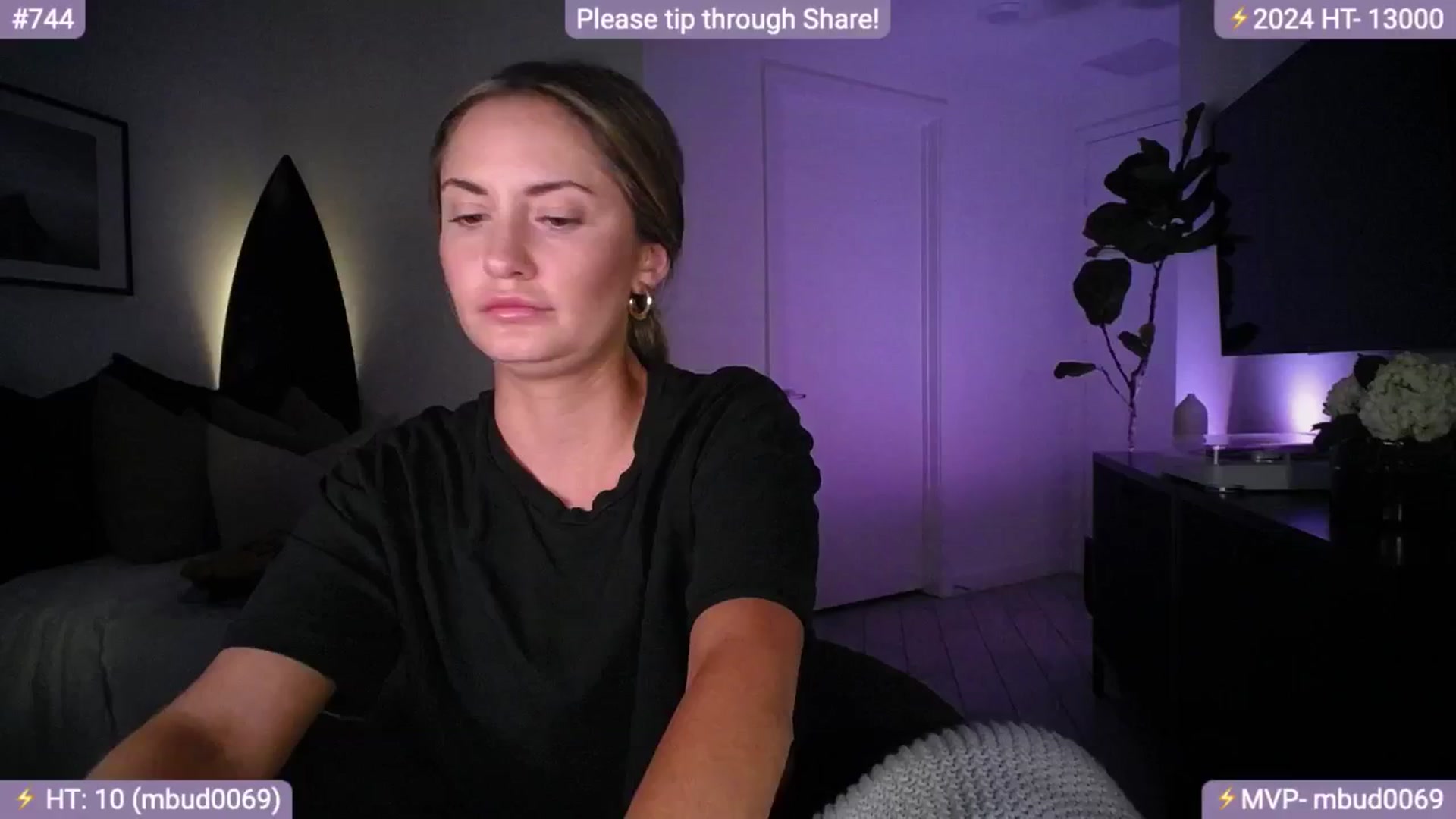 Gallery image thumbnail from AlanaWylde's myfreecams stream on, 05/03/2024, 06:30 image 19 of 20