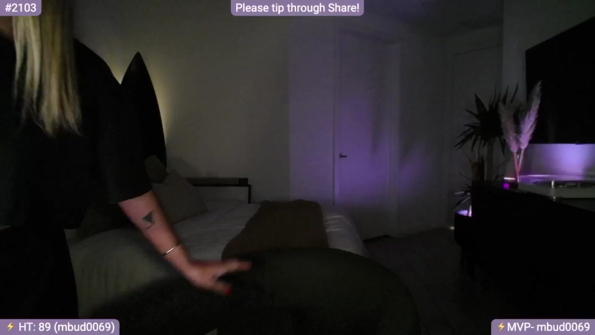 Gallery image thumbnail from AlanaWylde's myfreecams stream on, 07/02/2024, 03:35 image 5 of 20