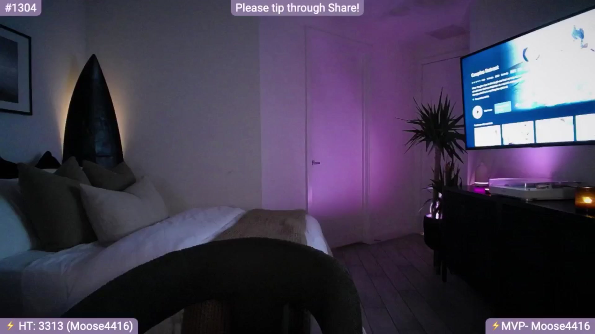 Gallery image thumbnail from AlanaWylde's myfreecams stream on, 07/21/2024, 06:03 image 18 of 20