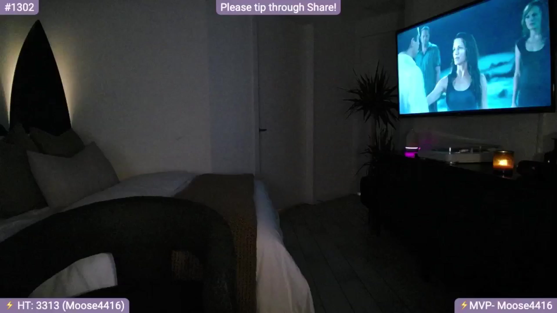 Gallery image thumbnail from AlanaWylde's myfreecams stream on, 07/21/2024, 06:03 image 14 of 20