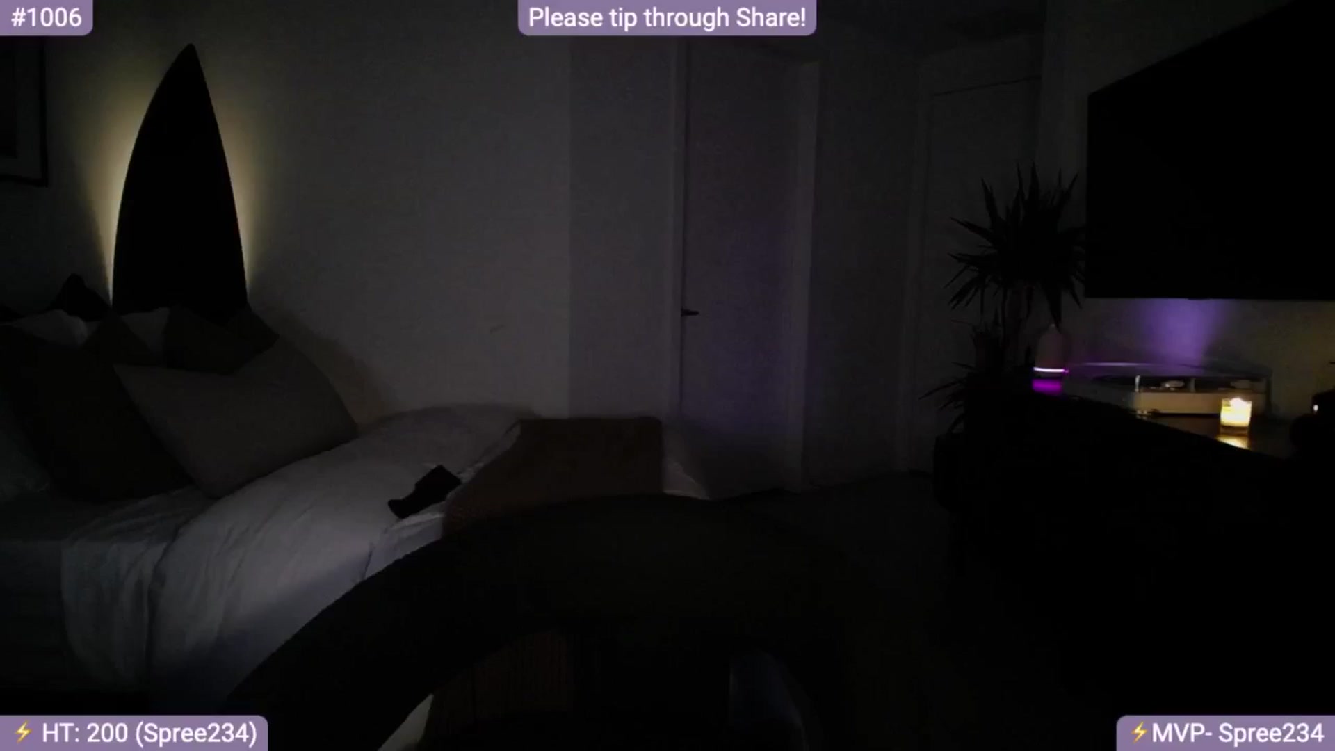 Gallery image thumbnail from AlanaWylde's myfreecams stream on, 08/26/2024, 04:15 image 10 of 20
