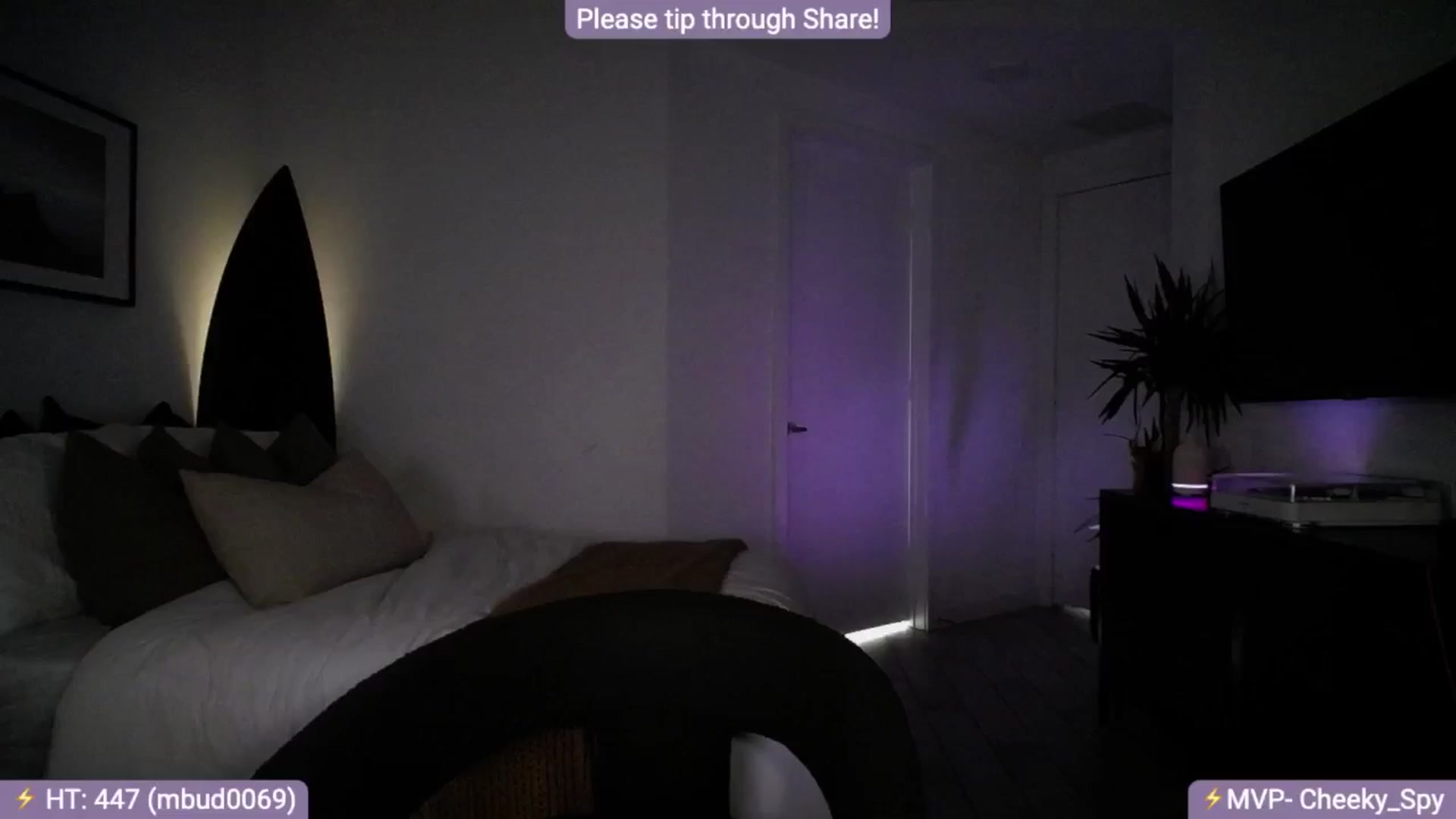 Gallery image thumbnail from AlanaWylde's myfreecams stream on, 09/09/2024, 05:10 image 10 of 20