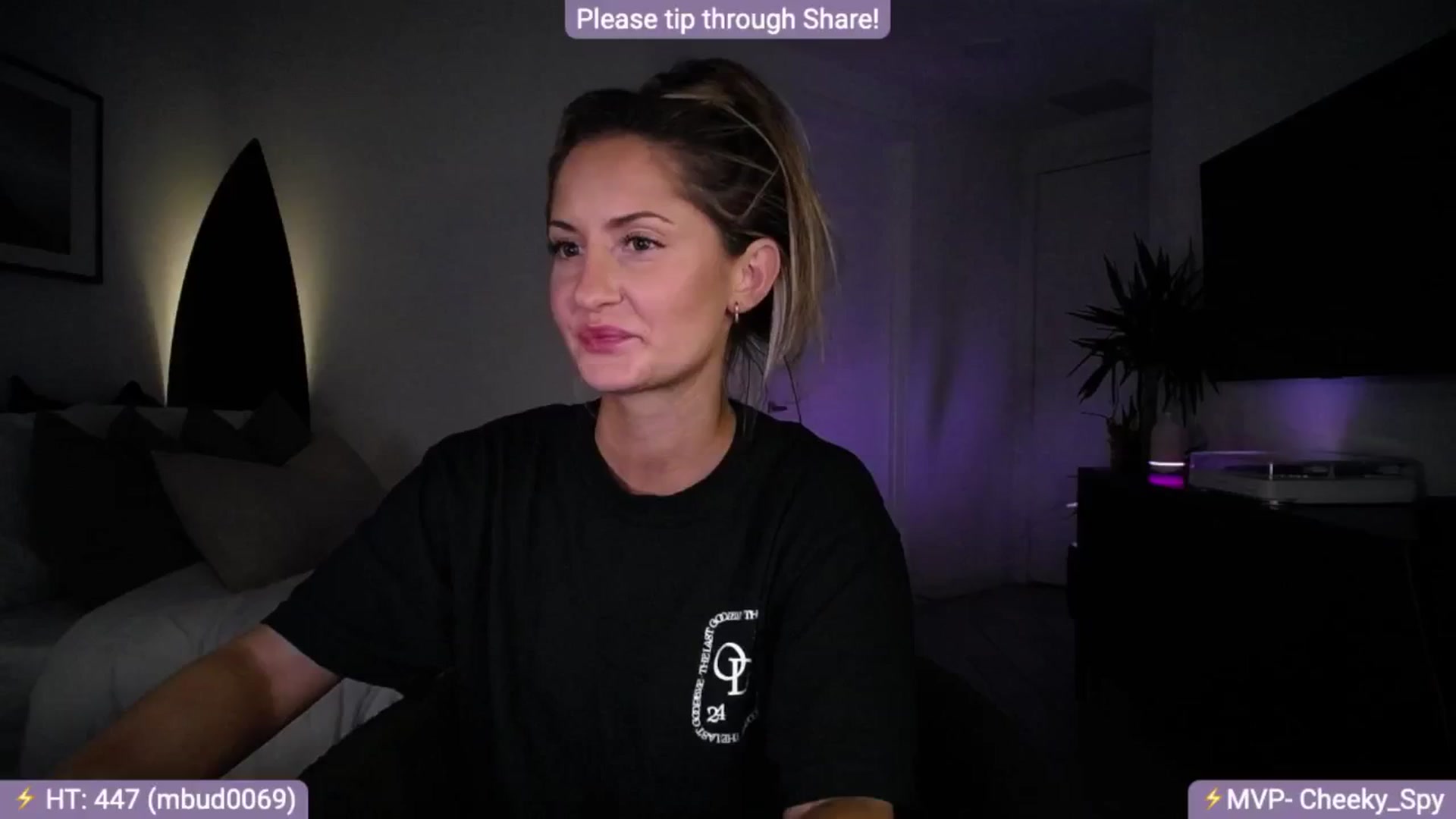 Gallery image thumbnail from AlanaWylde's myfreecams stream on, 09/09/2024, 05:51 image 8 of 20
