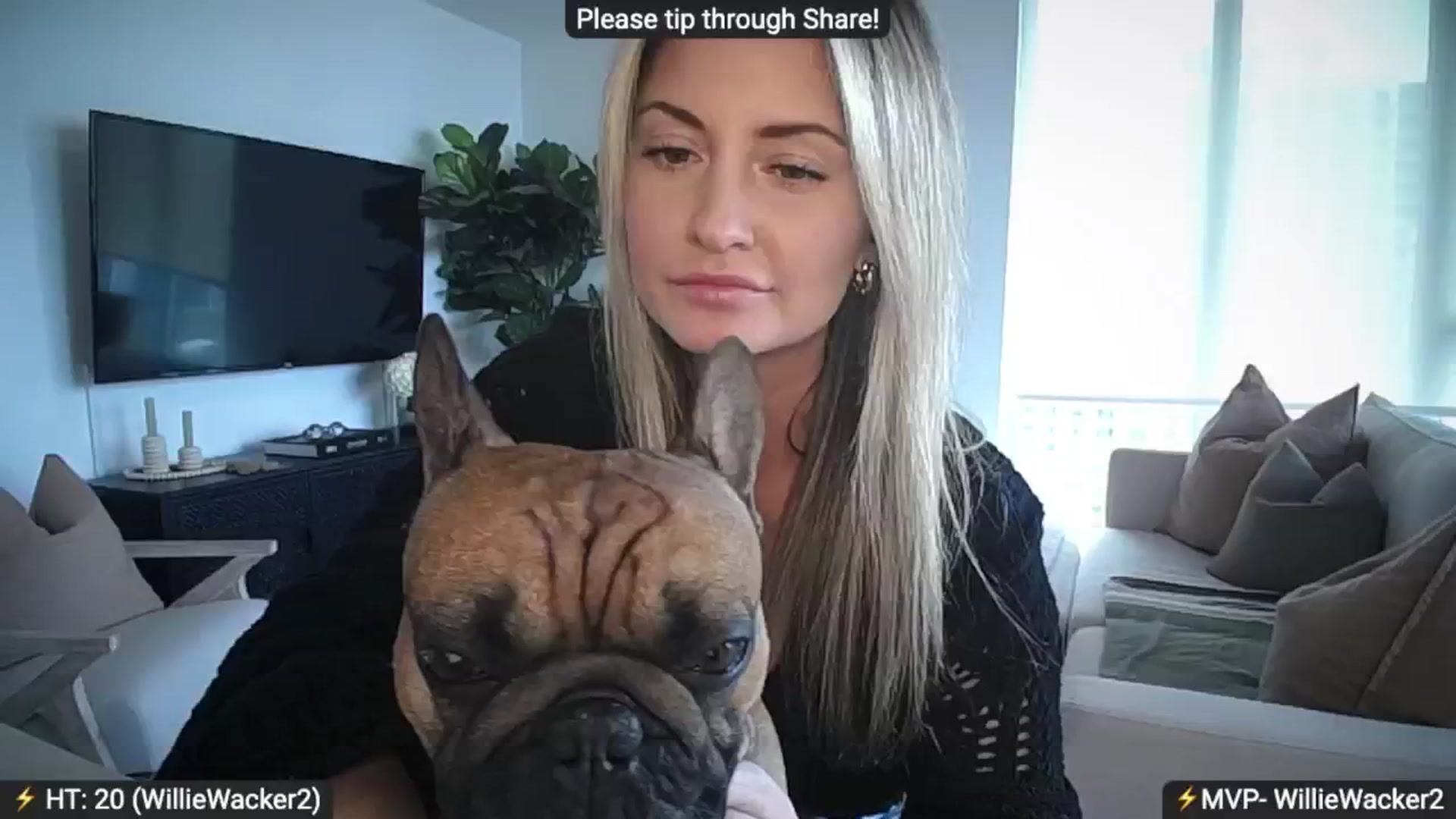 Gallery image thumbnail from AlanaWylde's myfreecams stream on, 09/17/2024, 21:00 image 18 of 20
