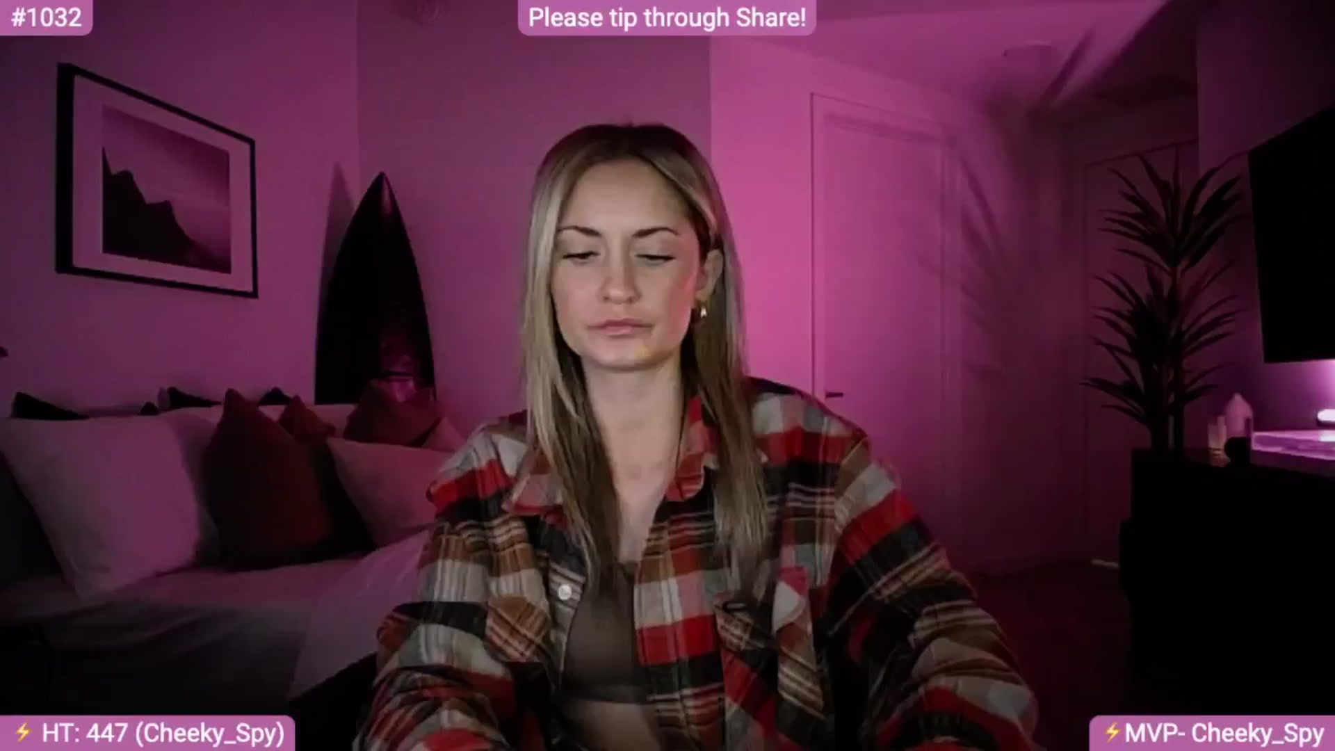 Gallery image thumbnail from AlanaWylde's myfreecams stream on, 11/06/2024, 05:23 image 6 of 20