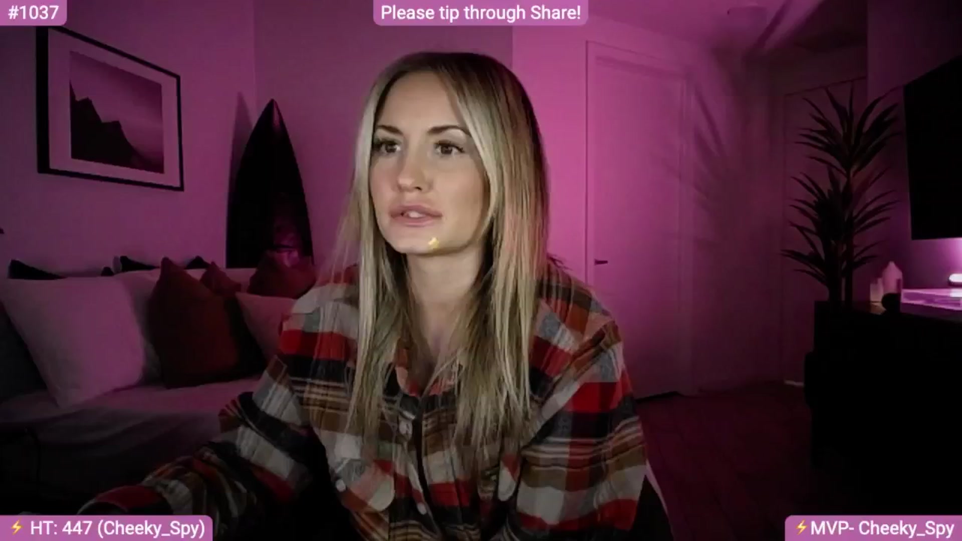 Gallery image thumbnail from AlanaWylde's myfreecams stream on, 11/06/2024, 05:23 image 5 of 20