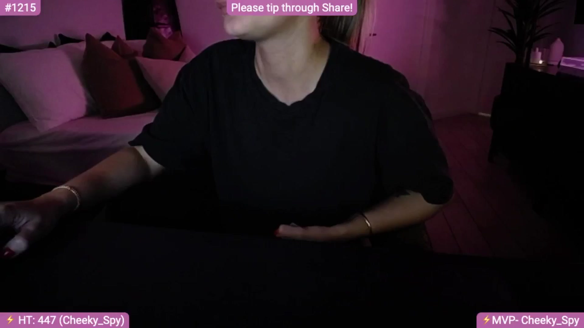 Gallery image thumbnail from AlanaWylde's myfreecams stream on, 11/08/2024, 06:13 image 7 of 20