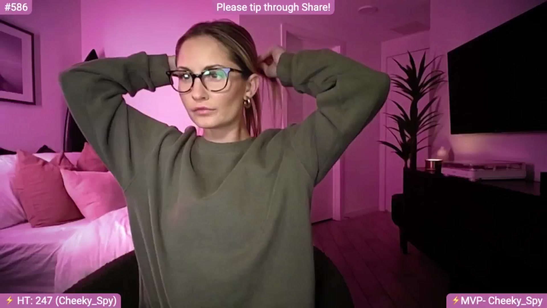 Gallery image thumbnail from AlanaWylde's myfreecams stream on, 11/22/2024, 06:28 image 2 of 20