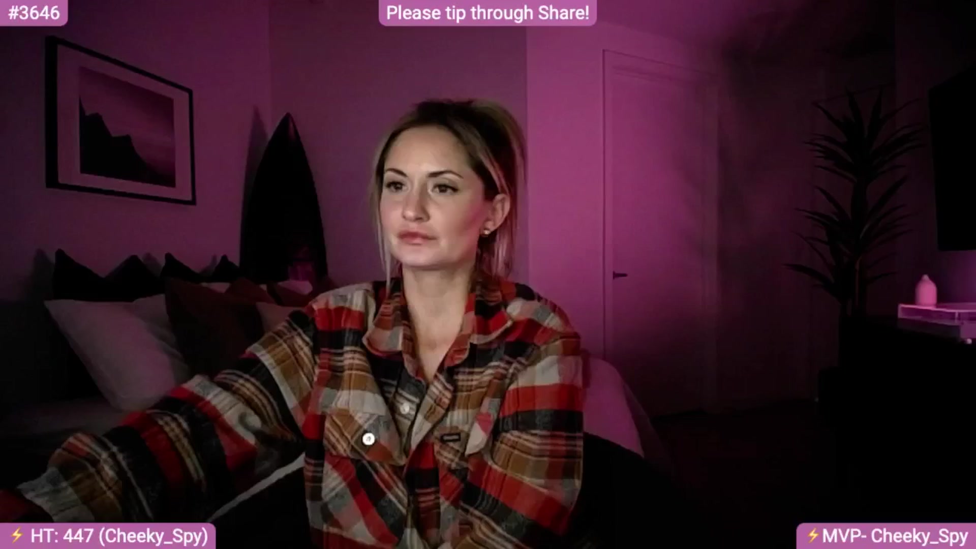 Gallery image thumbnail from AlanaWylde's myfreecams stream on, 12/14/2024, 06:50 image 15 of 20