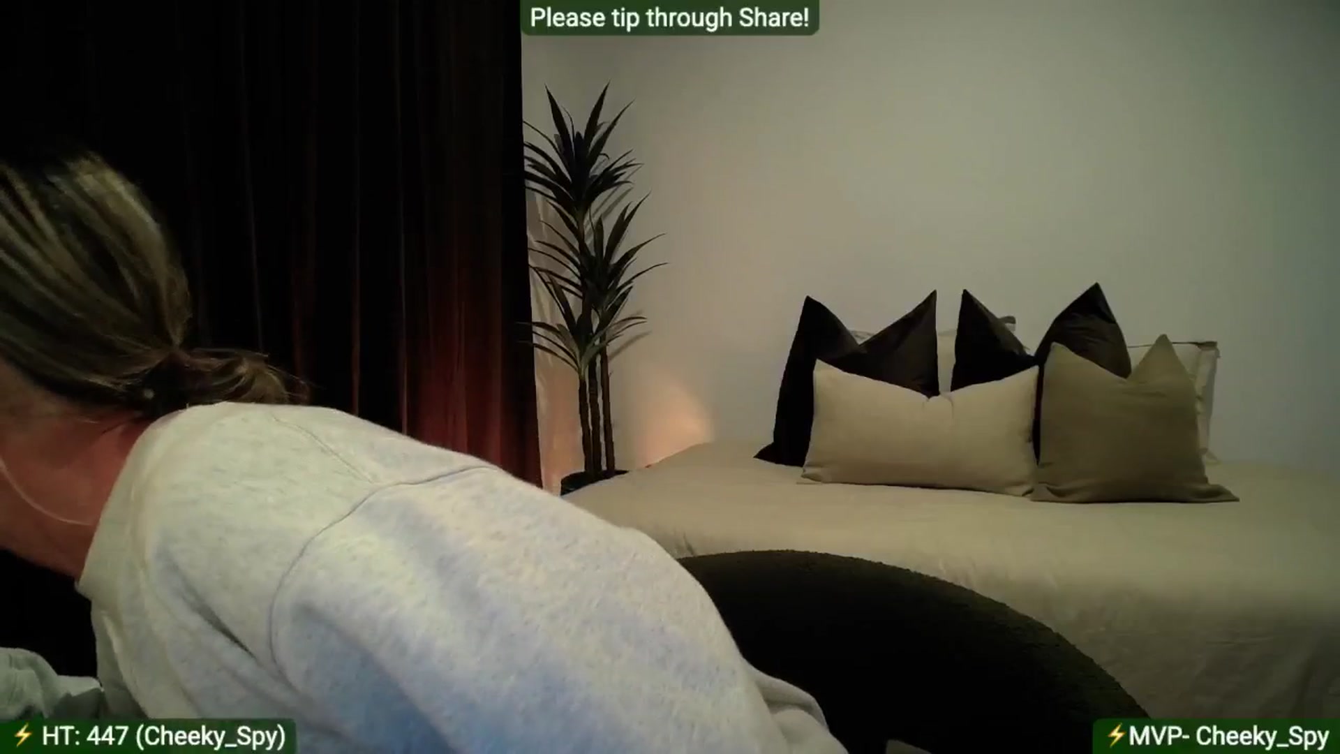 Gallery image thumbnail from AlanaWylde's myfreecams stream on, 07/05/2025, 06:18 image 5 of 20