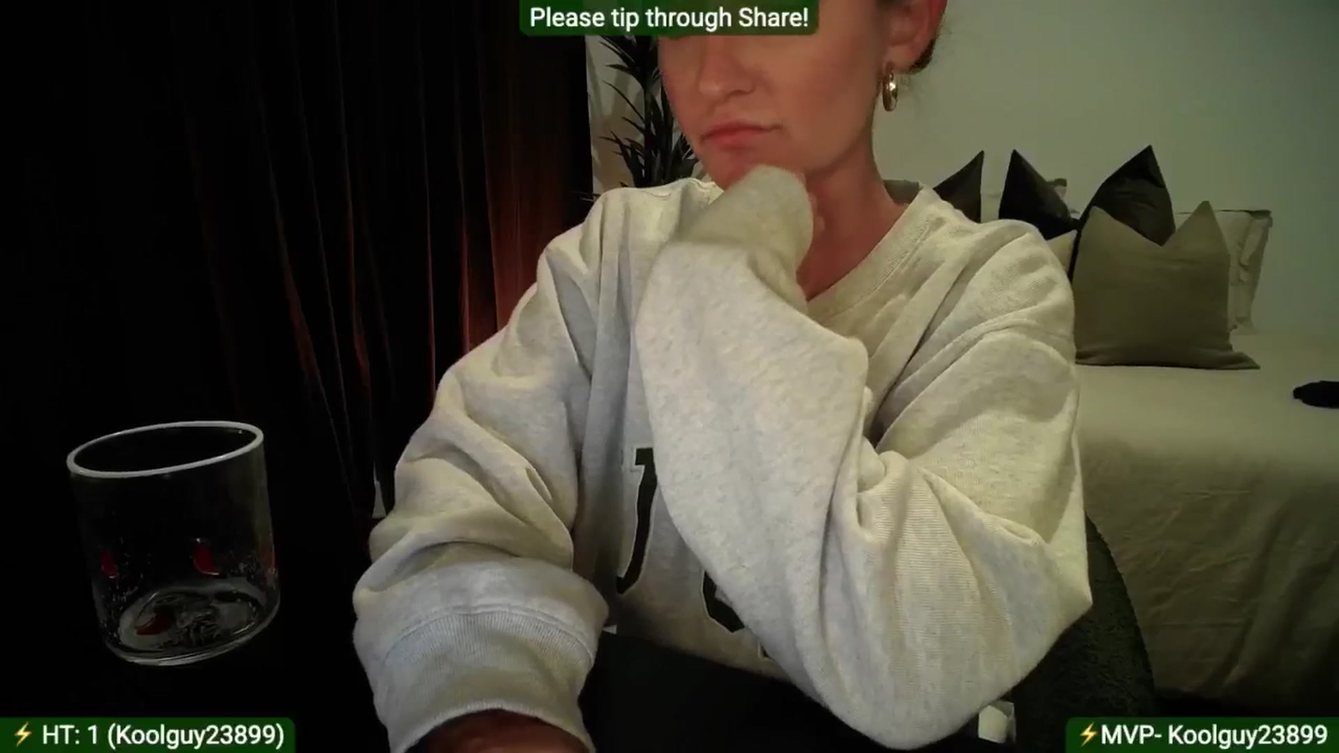 Gallery image thumbnail from AlanaWylde's myfreecams stream on, 07/05/2025, 07:29 image 11 of 20