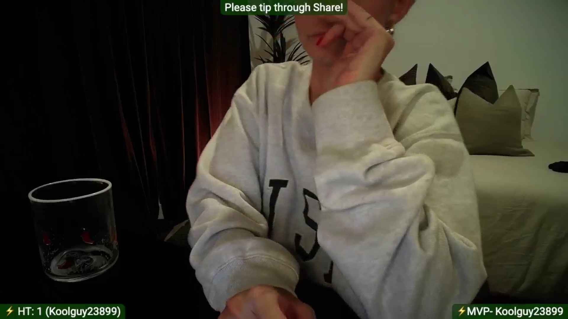 Gallery image thumbnail from AlanaWylde's myfreecams stream on, 07/05/2025, 07:29 image 12 of 20