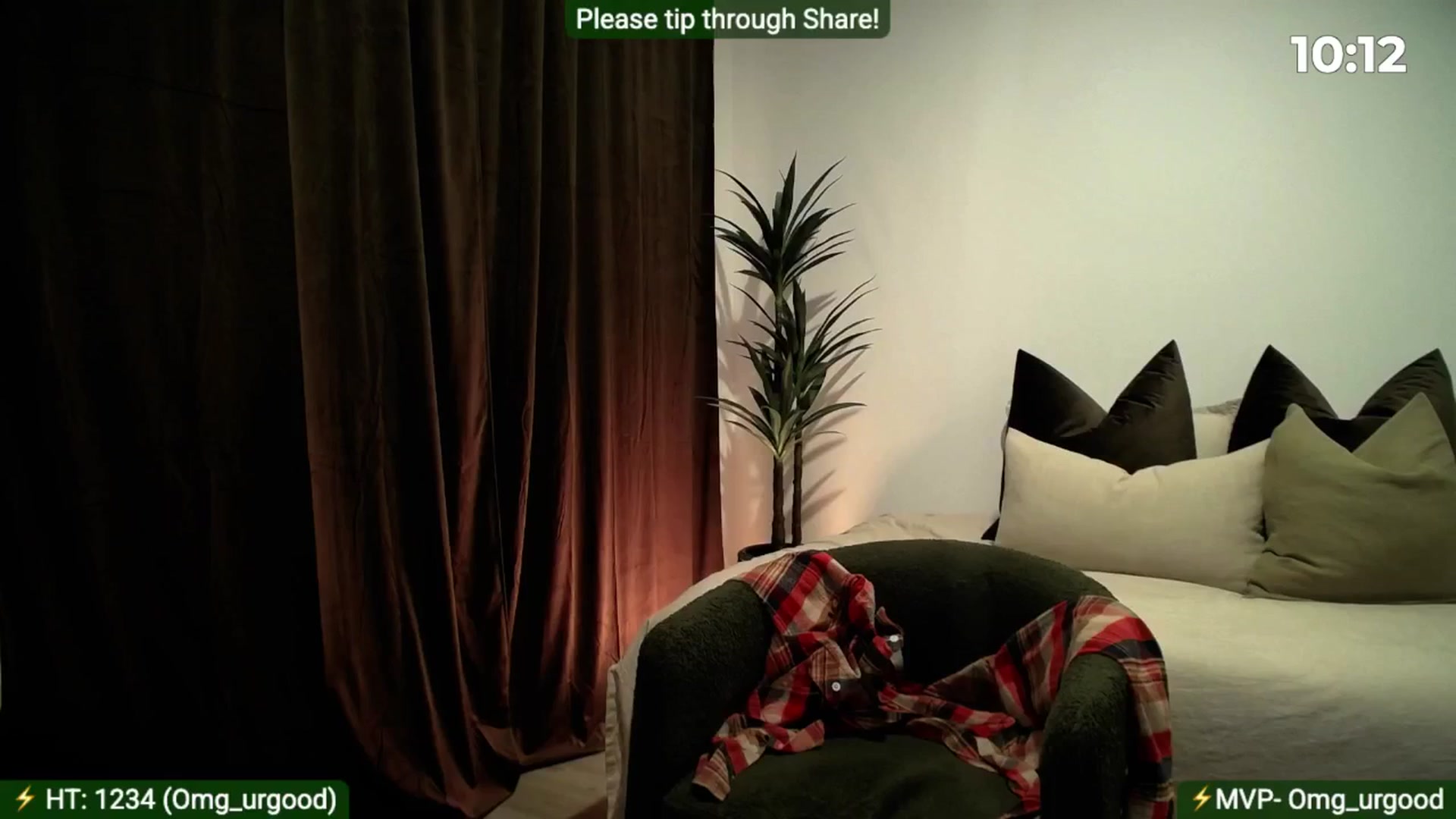 Gallery image thumbnail from AlanaWylde's myfreecams stream on, 07/06/2025, 07:06 image 15 of 20