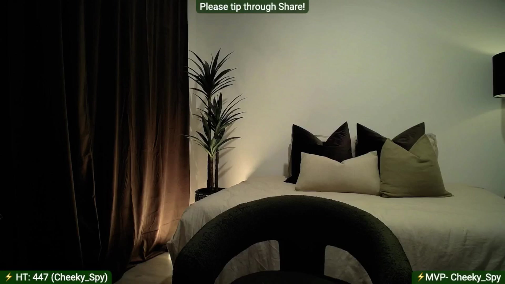 Gallery image thumbnail from AlanaWylde's myfreecams stream on, 07/12/2025, 06:23 image 8 of 20